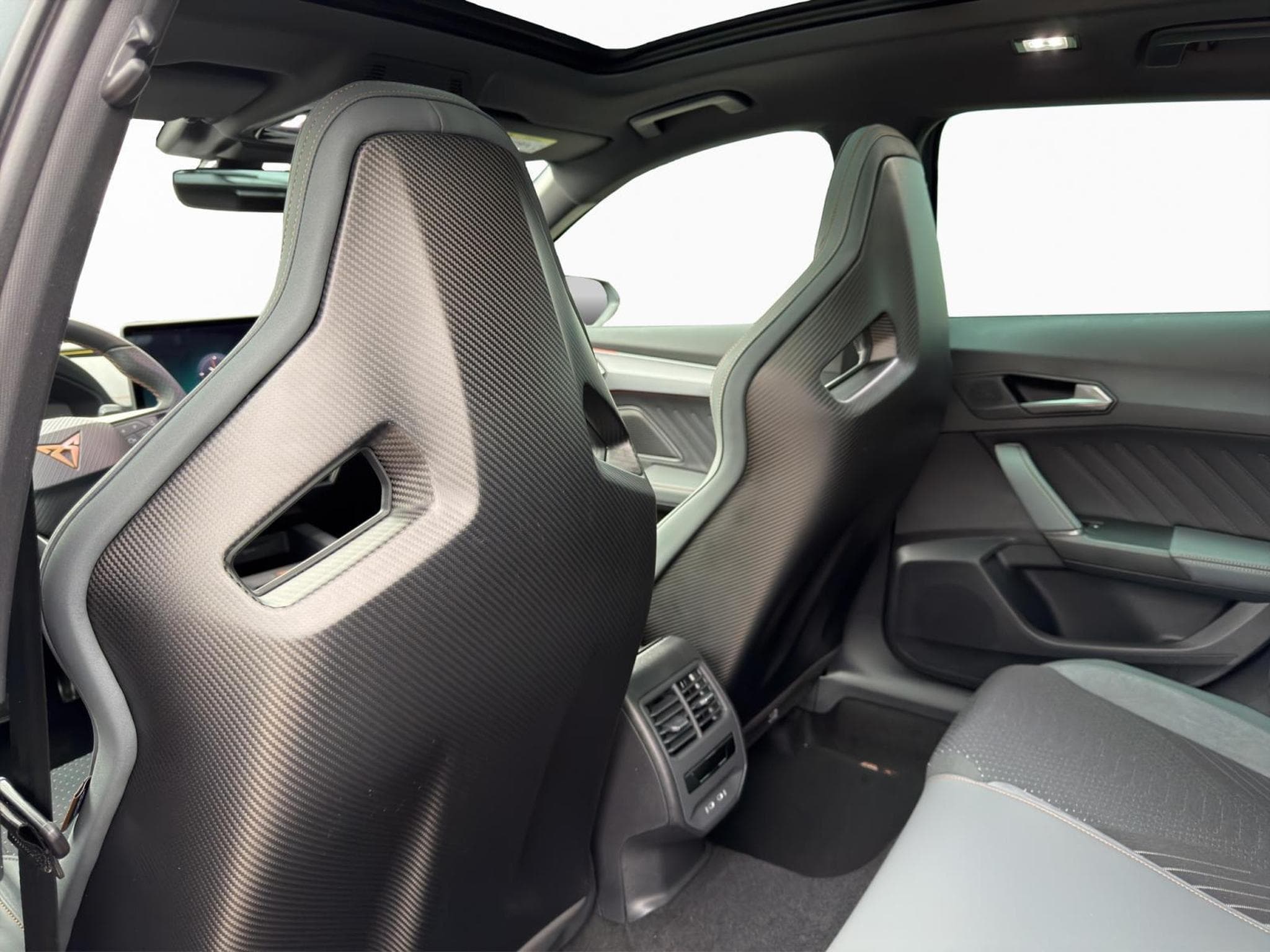 Cupra Formentor VZ5 (2026) - Photo 10