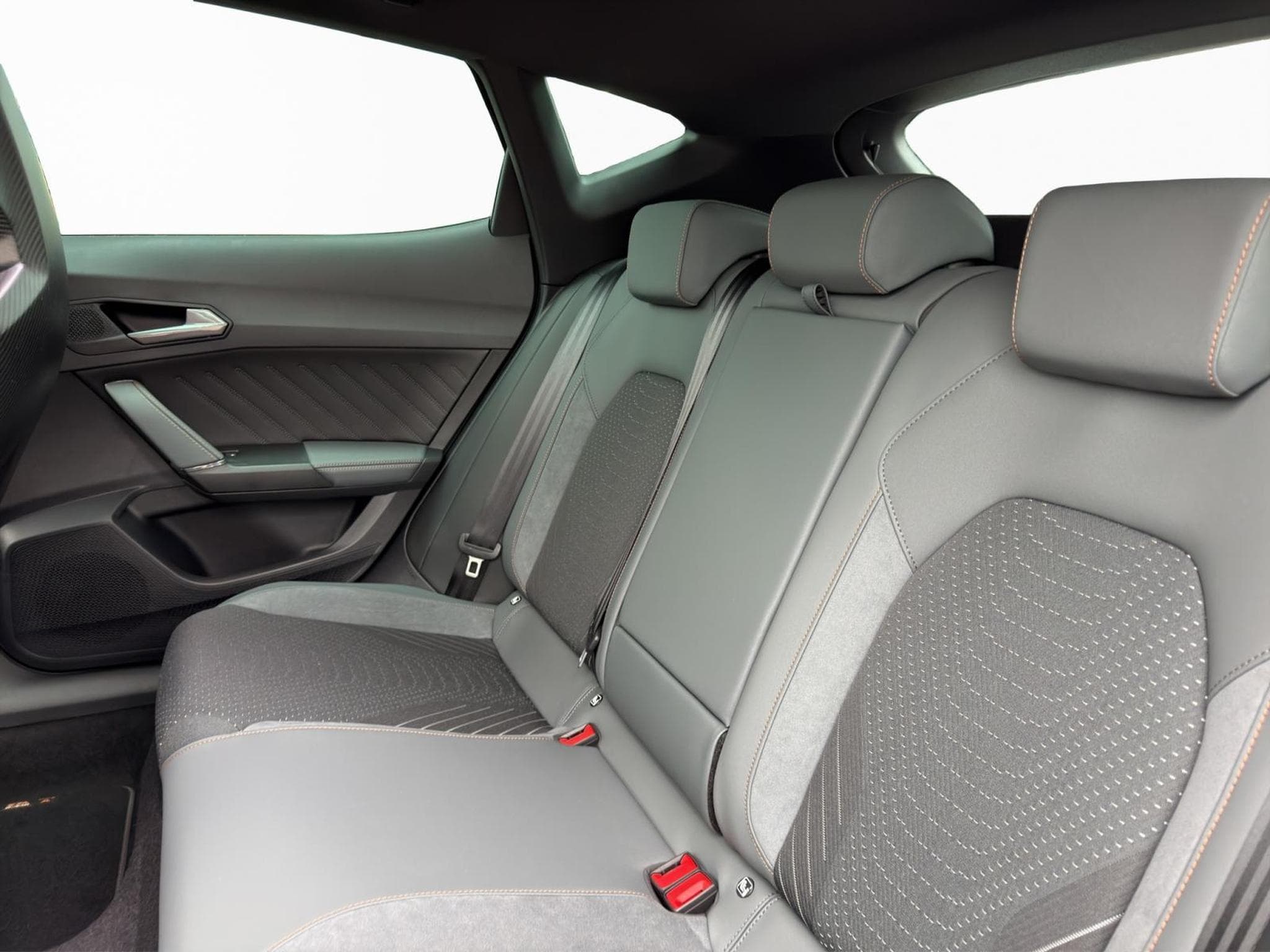 Cupra Formentor VZ5 (2026) - Photo 12