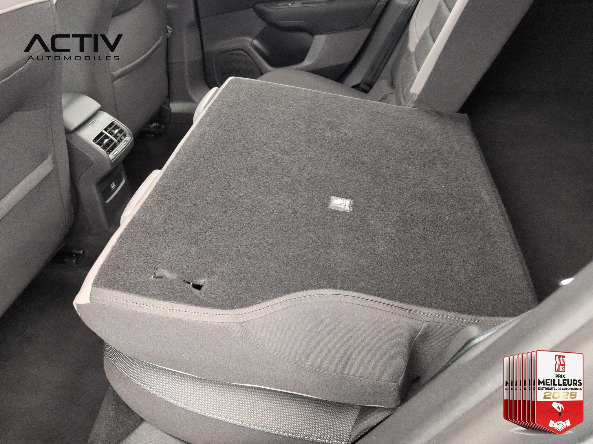 Citroën C4 Hybride 145 ch e-DCS6 Plus (2025) - Foto 12