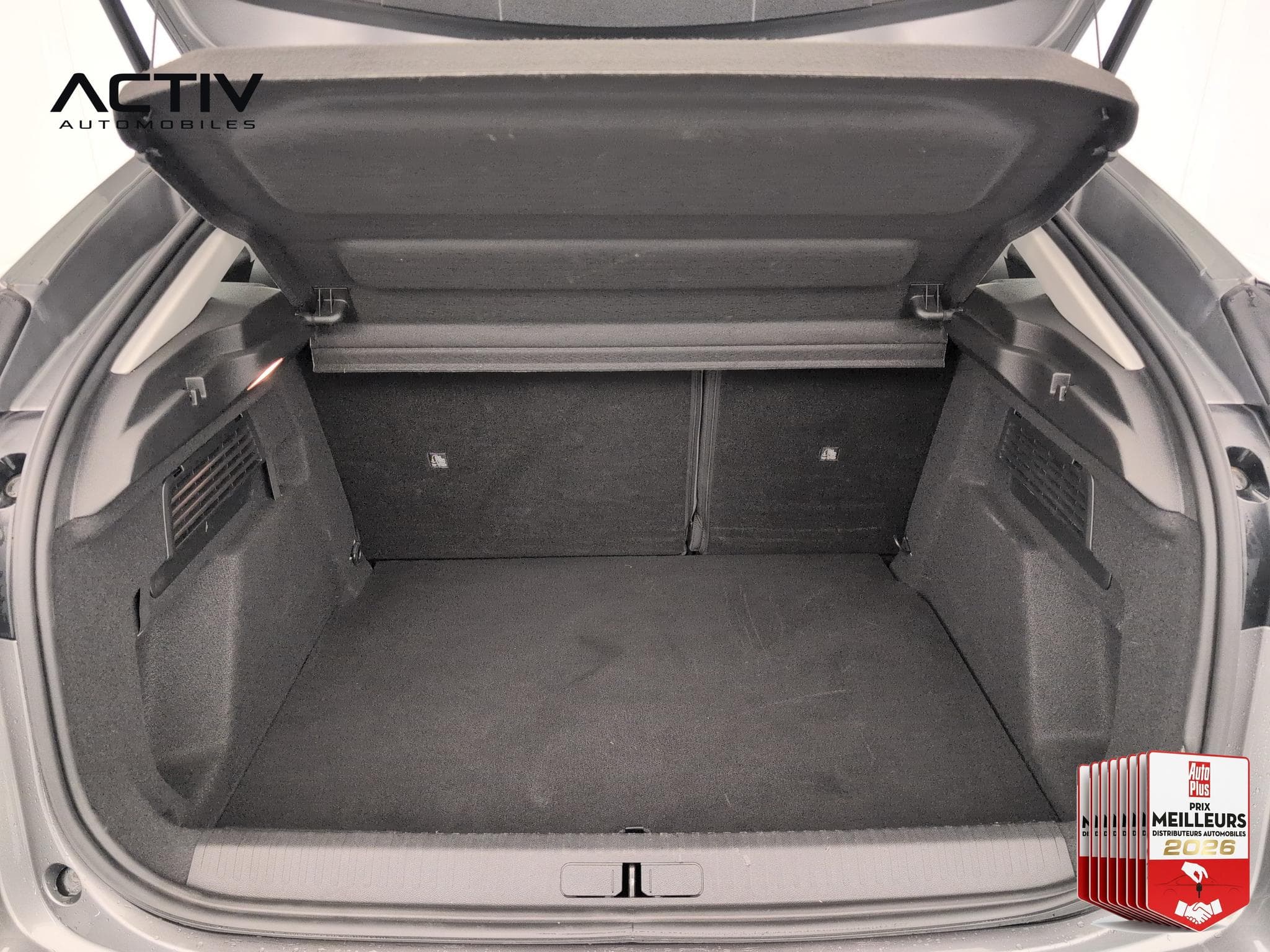 Citroën C4 Hybride 145 ch e-DCS6 Plus (2025) - Foto 11