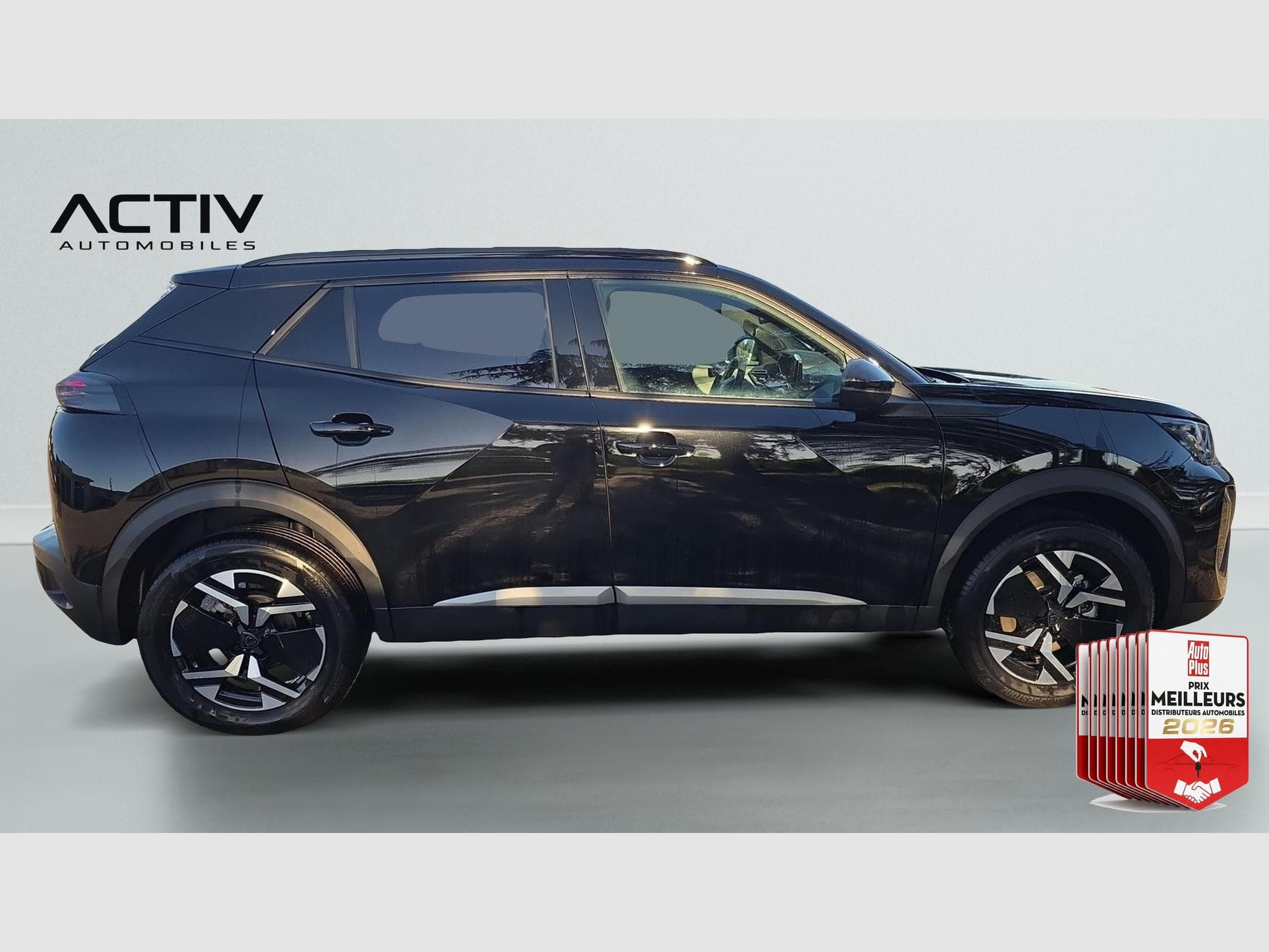 Peugeot 2008 Hybrid 145 e-DCS6 Allure (2026) - Foto 8