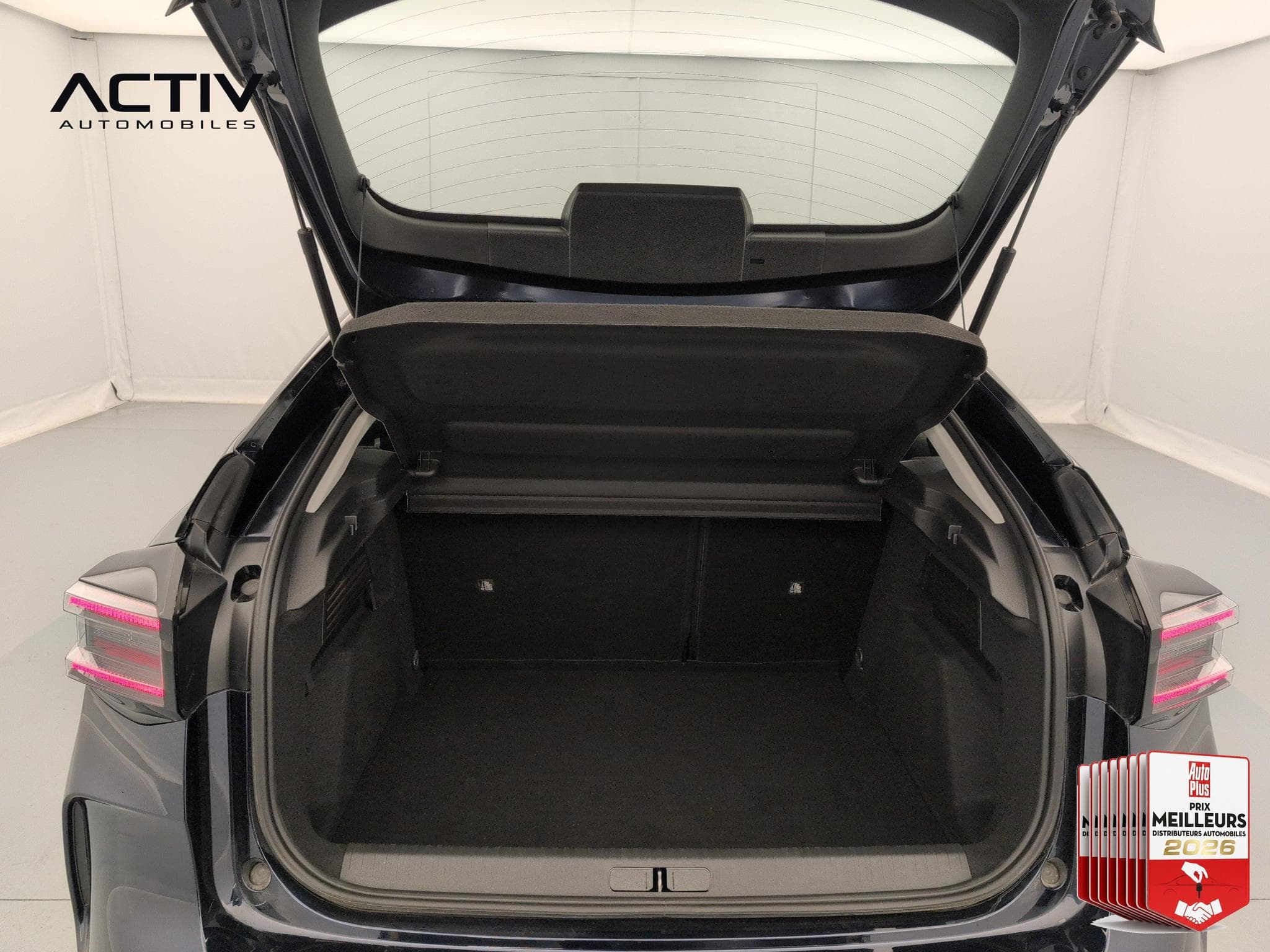 Citroën C4 Hybride 110 ch e-DCS6 You (2025) - Foto 14