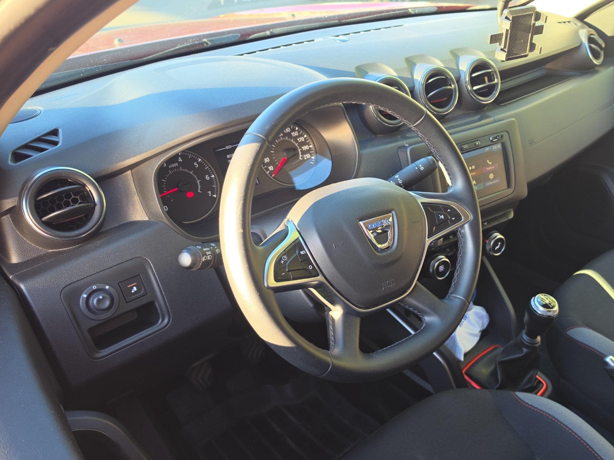 Dacia Duster TECHROAD (2019) - Photo 5