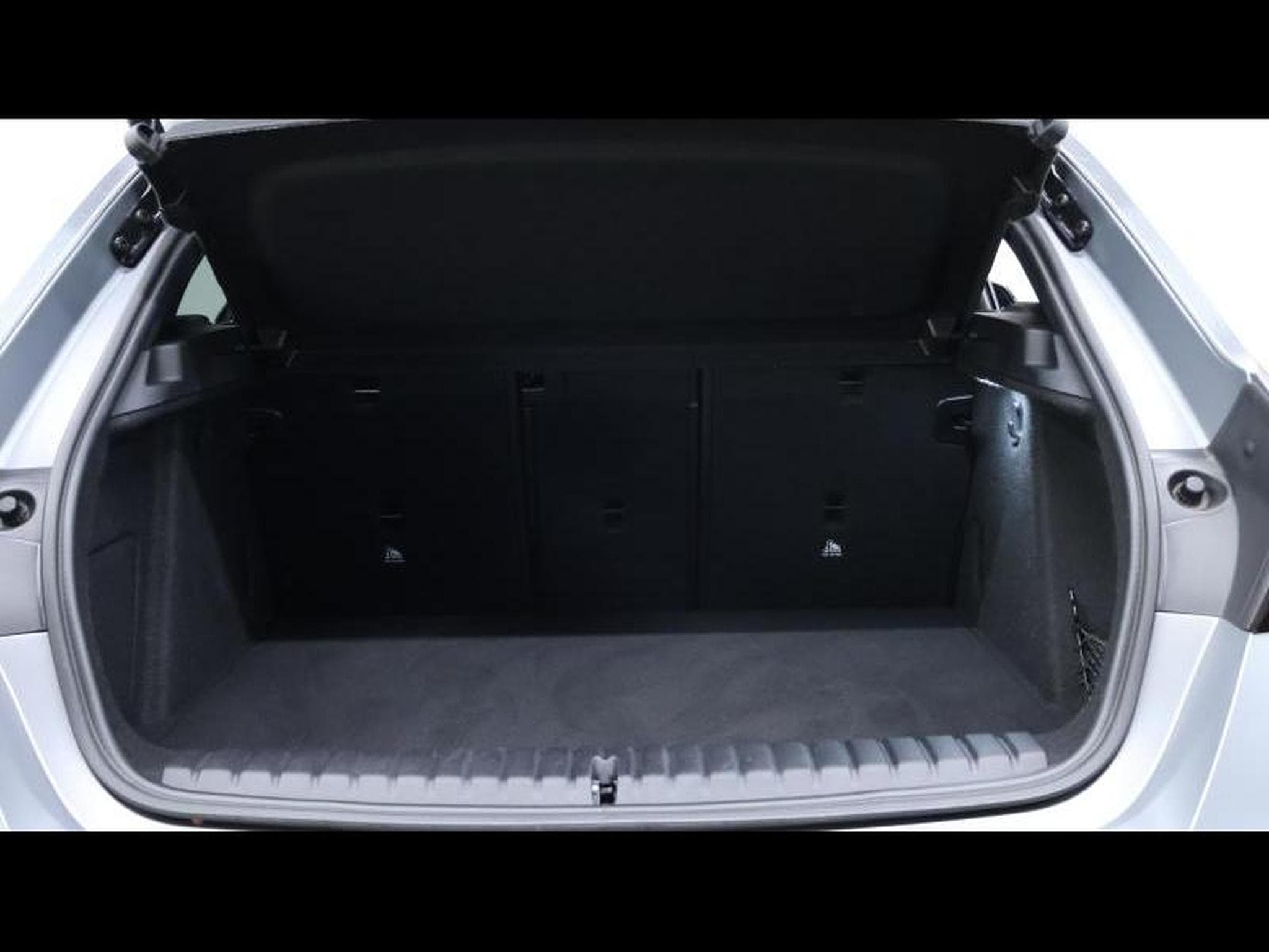 BMW 120 i hatch M SPORT PRO Steptronic (2024) - Photo 8