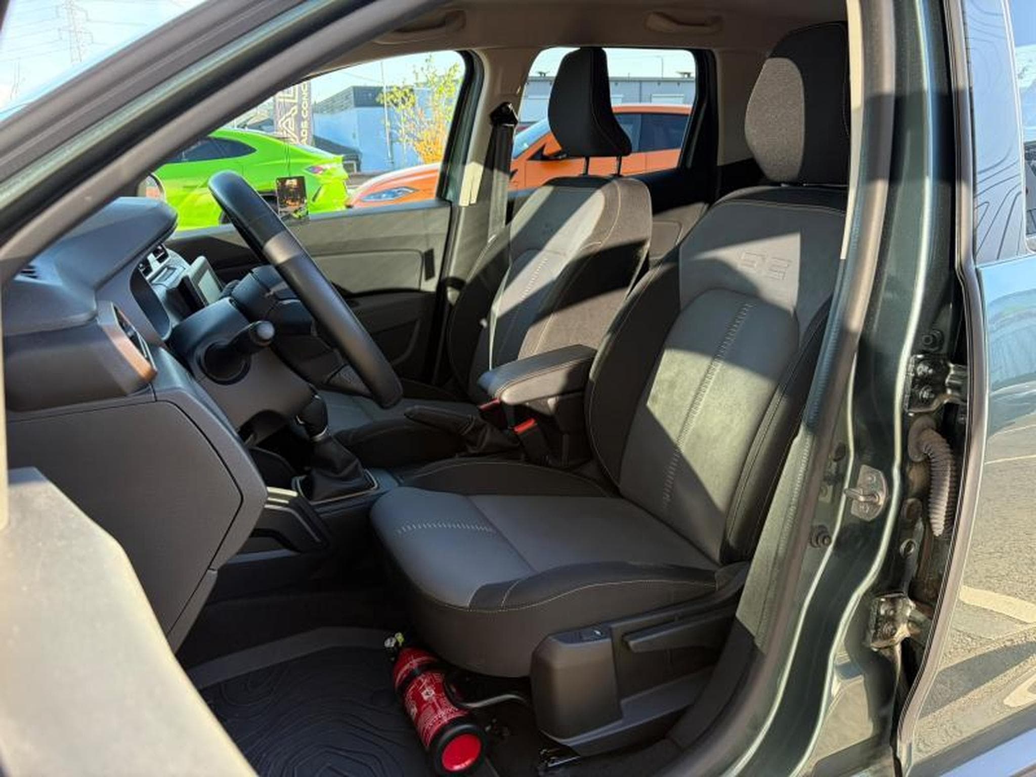 Dacia Duster II Extreme 1.3 130ch/Attelage/Camera (2023) - Photo 9