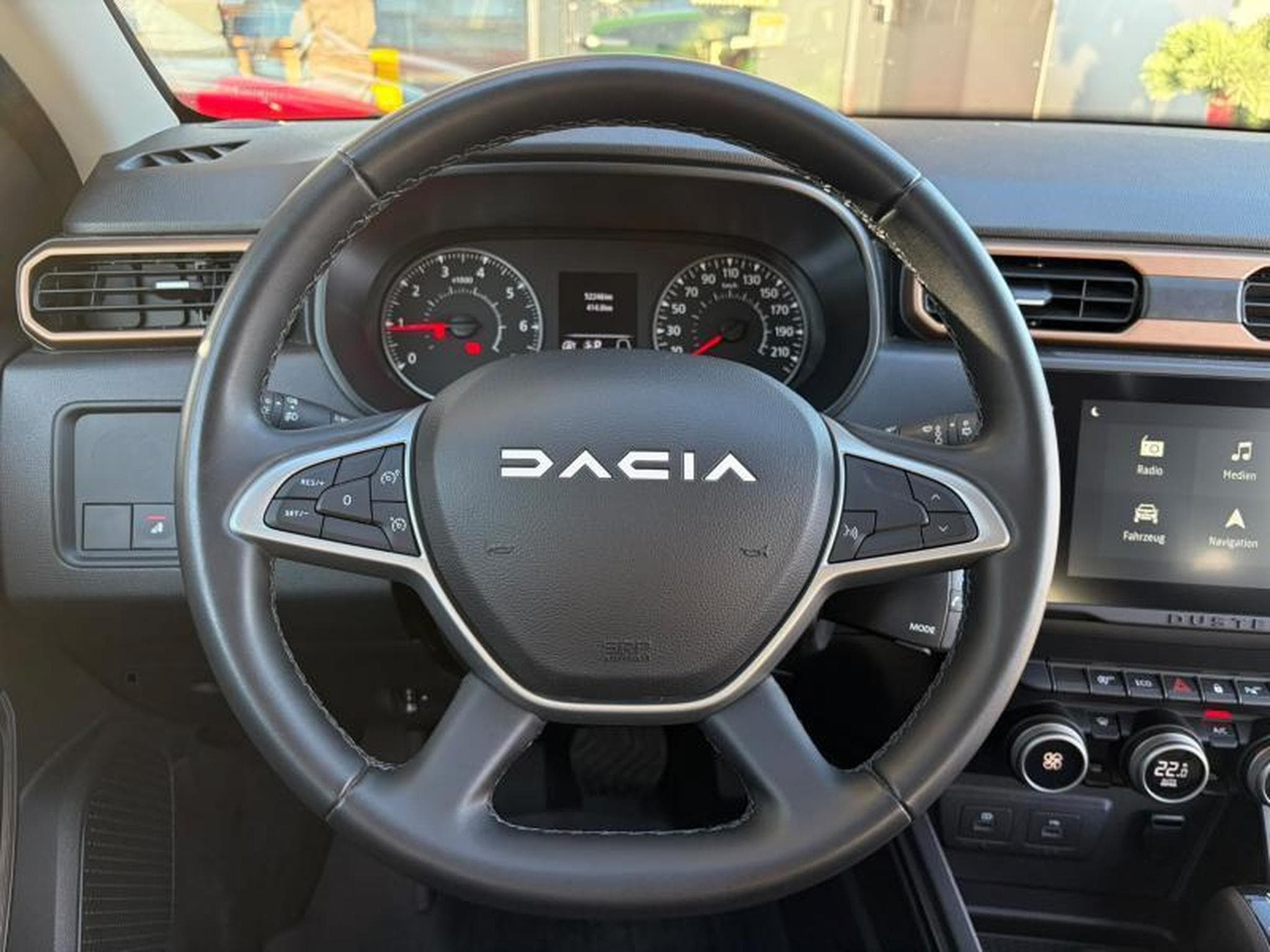 Dacia Duster II Extreme 1.3 130ch/Attelage/Camera (2023) - Photo 13