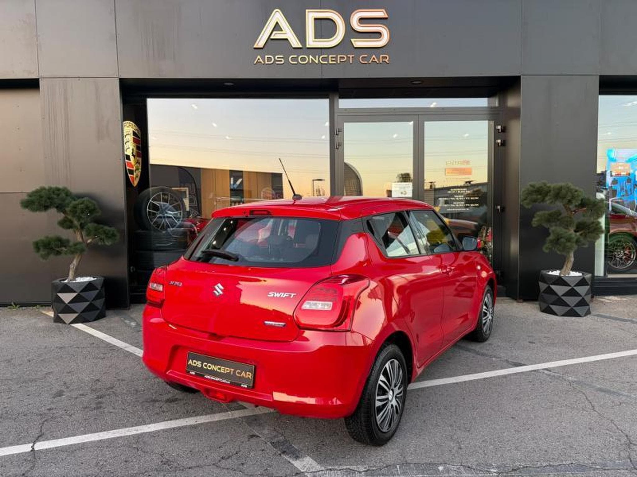 Suzuki Swift 5D 1.2 83ch Grand Luxe (2021) - Photo 3