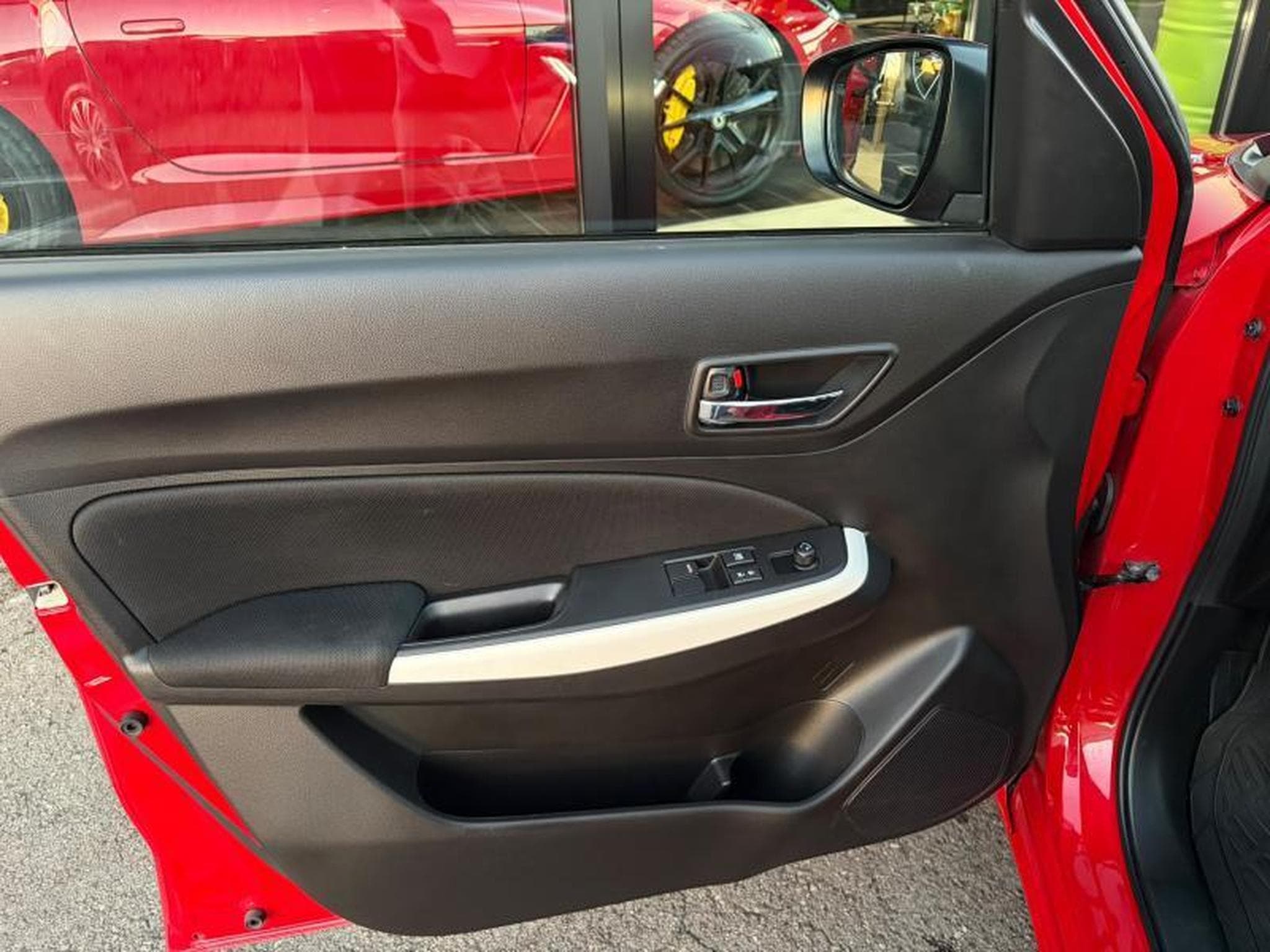 Suzuki Swift 5D 1.2 83ch Grand Luxe (2021) - Photo 13