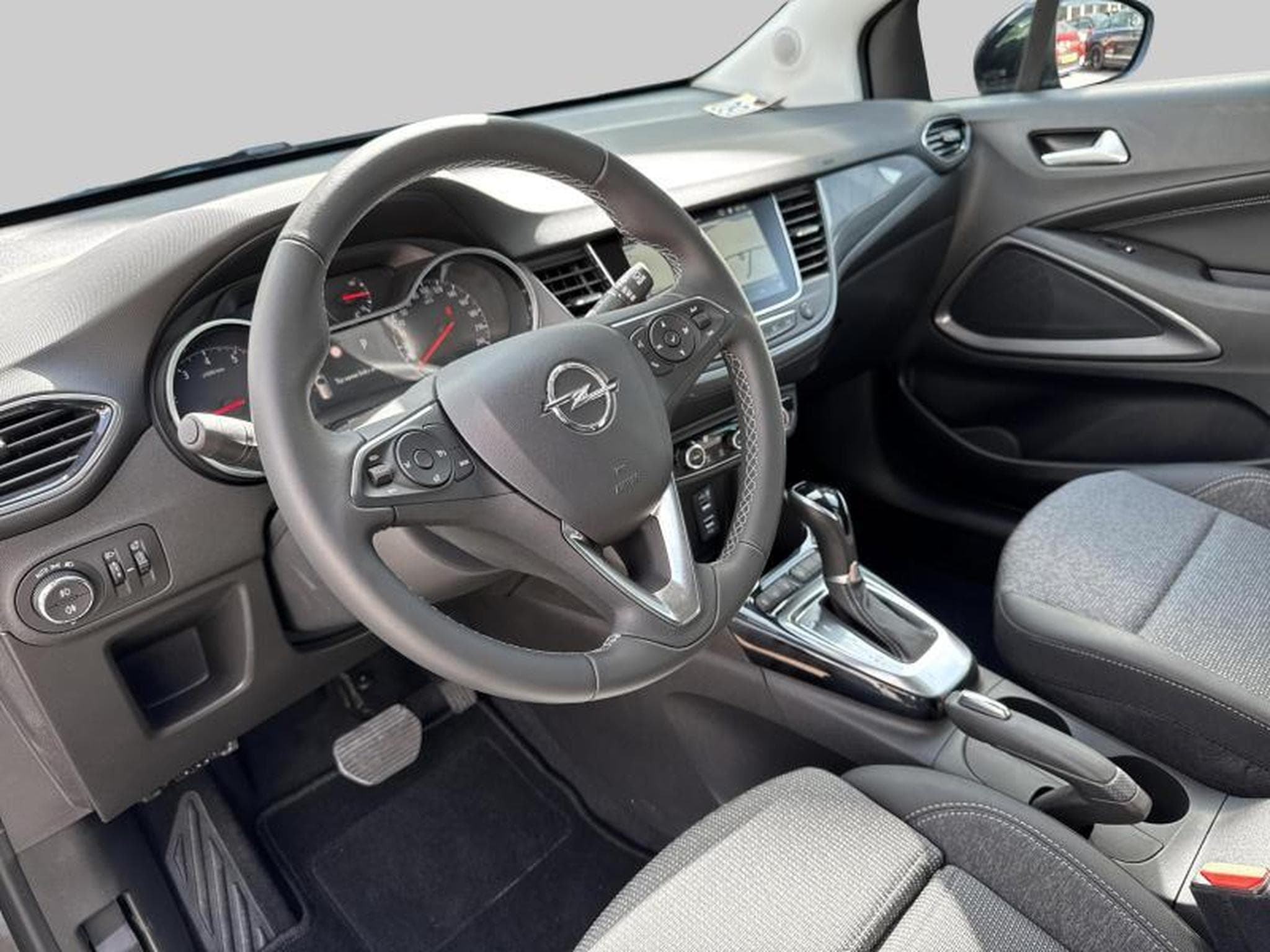 Opel Crossland Elegance (2023) - Photo 11