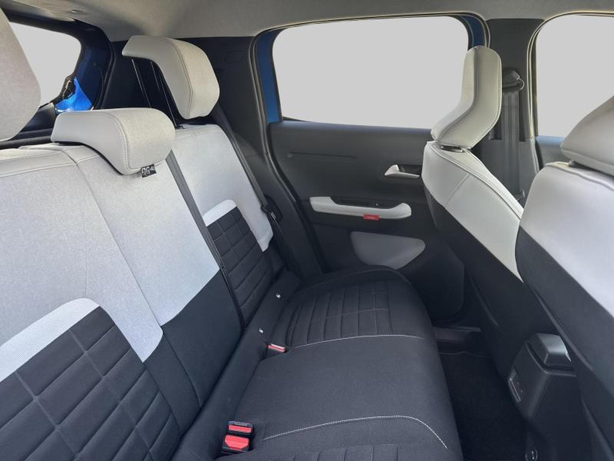 Citroen C3 Electric 113 ch Comfort Range MAX (2025) - Photo 10