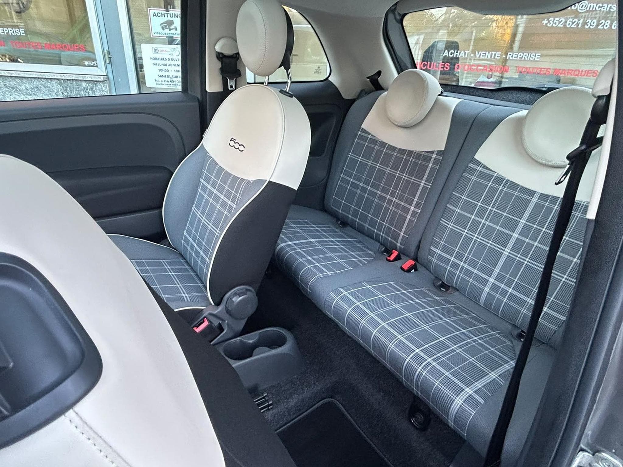 Fiat 500 1.2 AUTOMATIQUE PANORAMA NAVIGATION (2018) - Photo 10