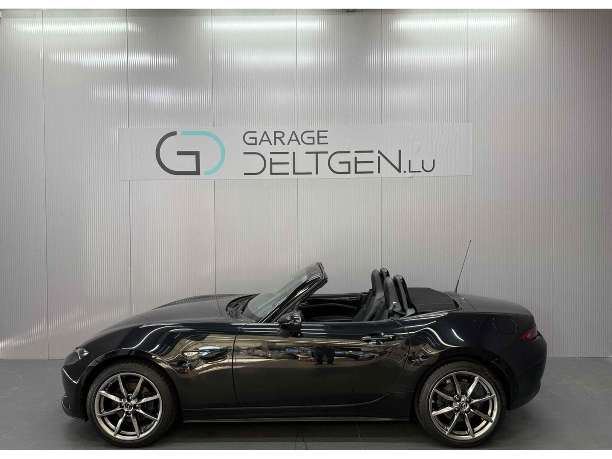 Mazda MX-5 2.0 Skyactiv-G 184 Exclusive Line (2023) - Photo 1