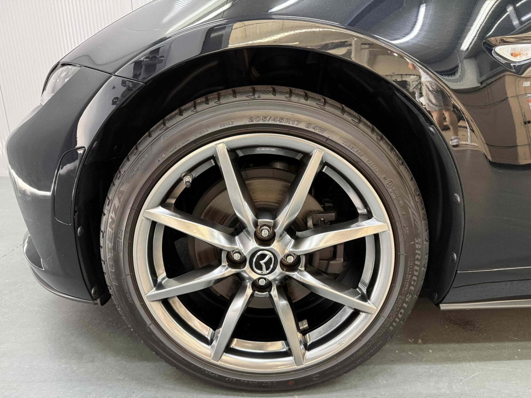 Mazda MX-5 2.0 Skyactiv-G 184 Exclusive Line (2023) - Photo 4