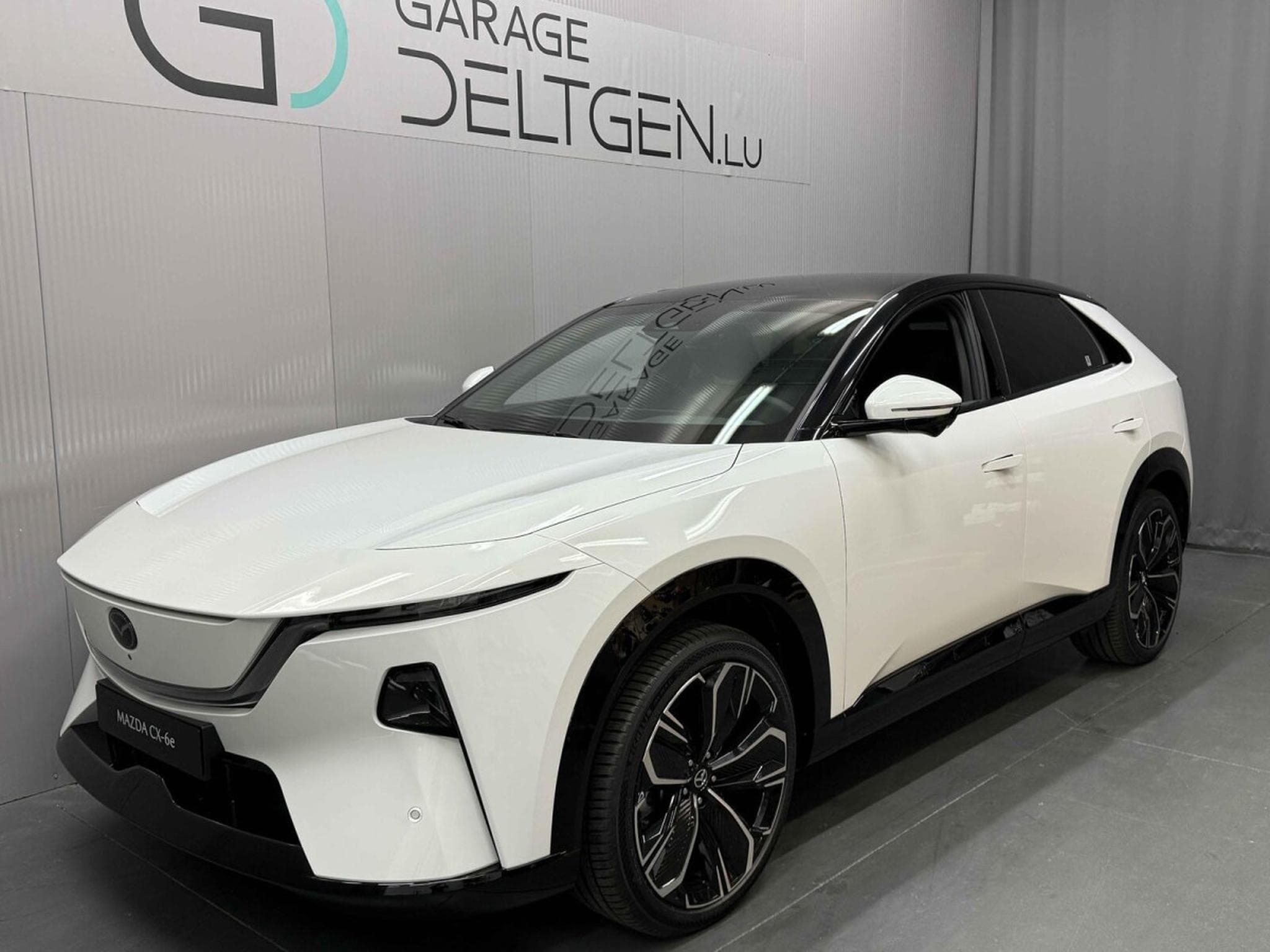 Mazda CX-60 EV 78 kWh 258ch Takumi (2026) - Photo 2