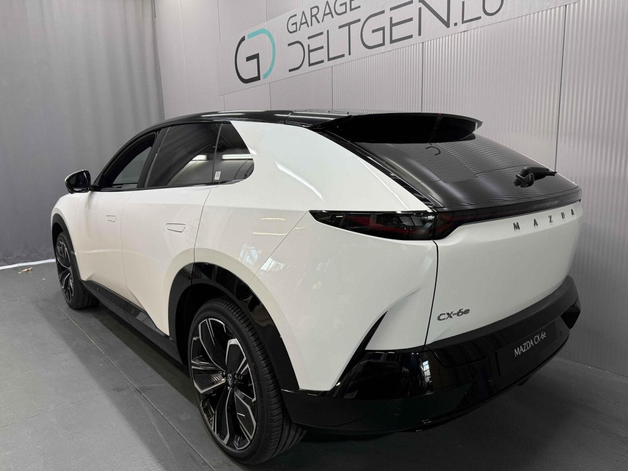 Mazda CX-60 EV 78 kWh 258ch Takumi (2026) - Photo 3