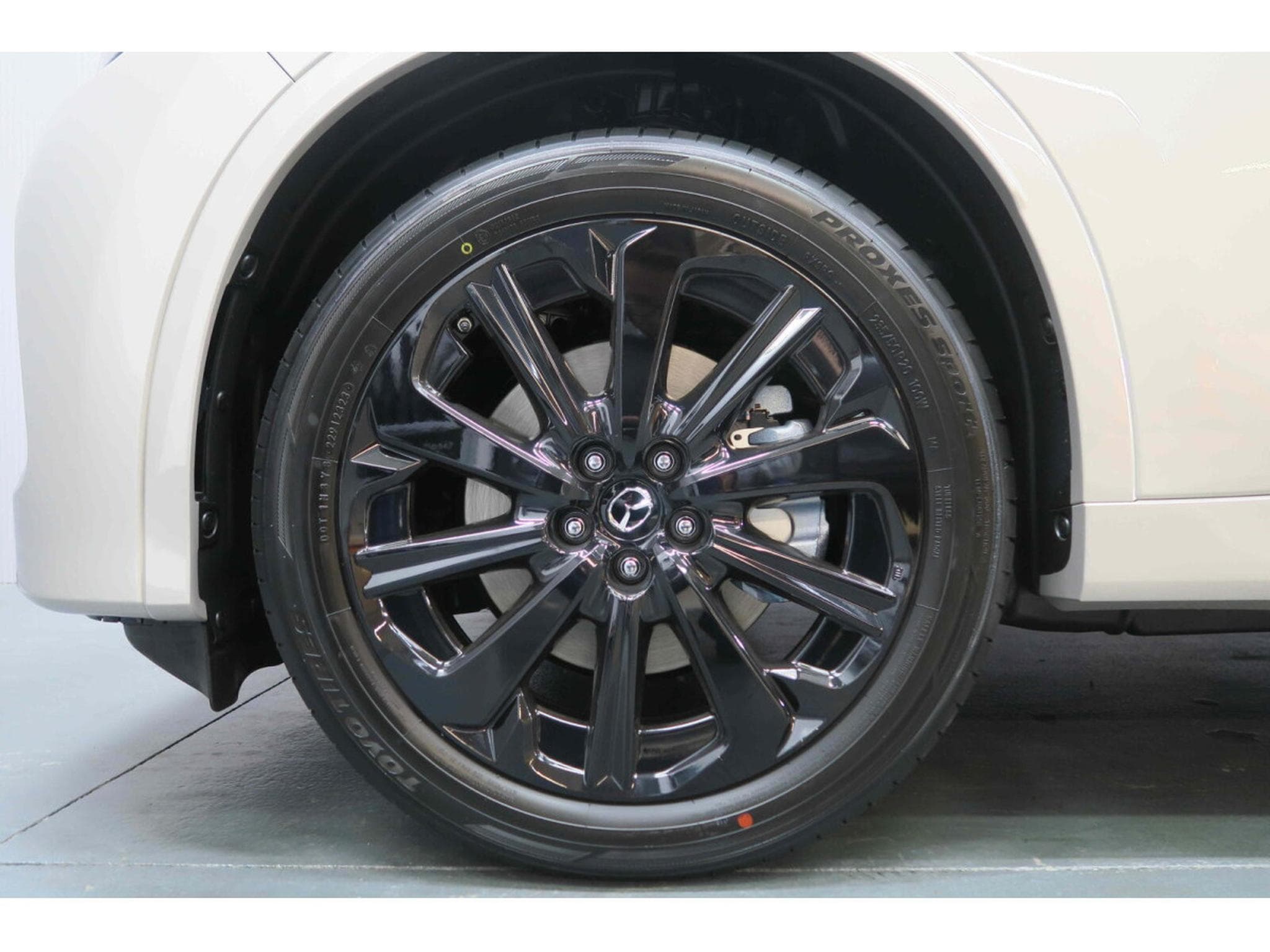 Mazda CX-60 3.3 e-Skyactiv D 254 6 Cylindres Homura Plus Auto (2026) - Photo 4