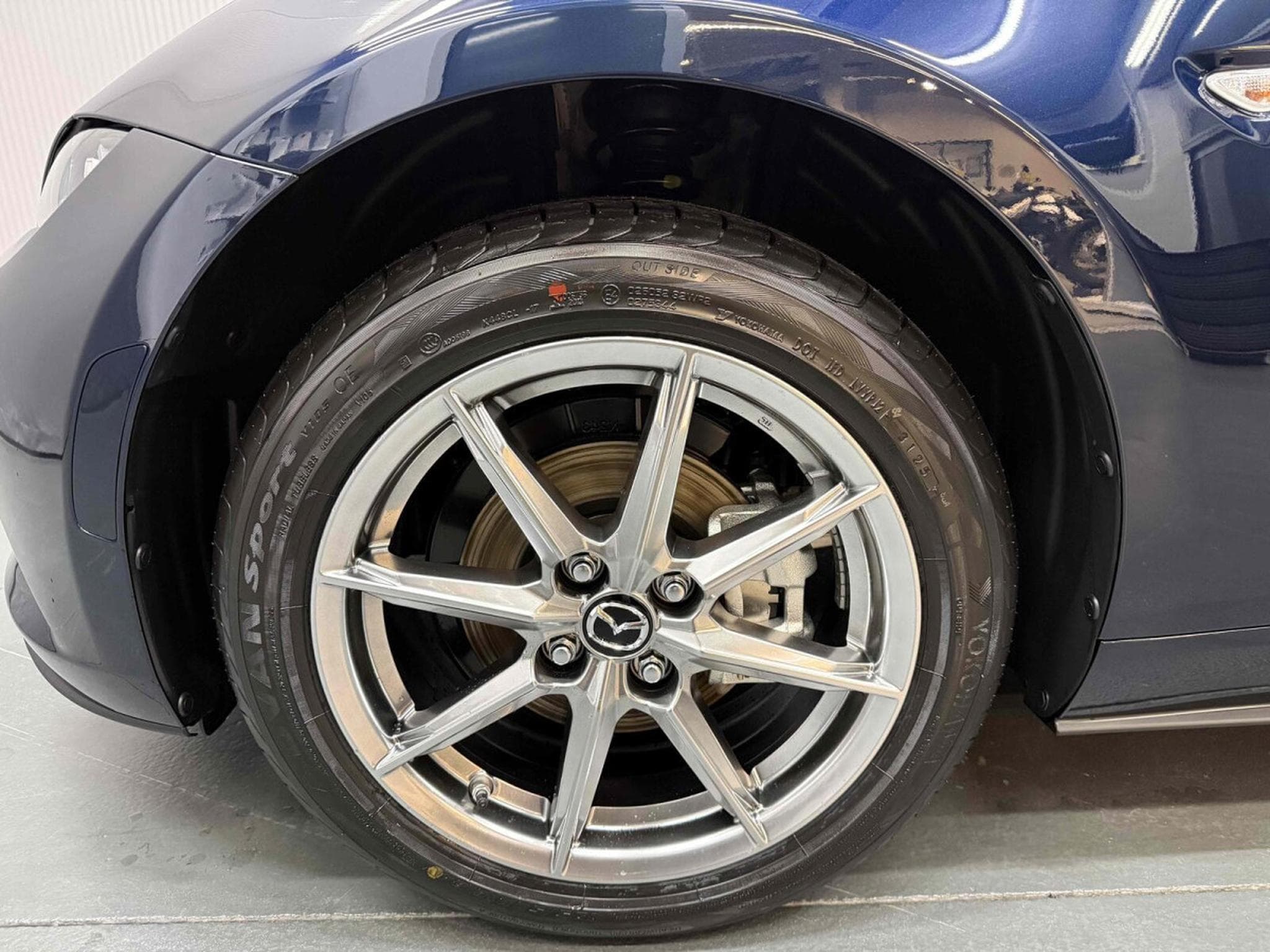Mazda MX-5 1.5 Skyactiv-G 136 Kazari (2026) - Photo 4