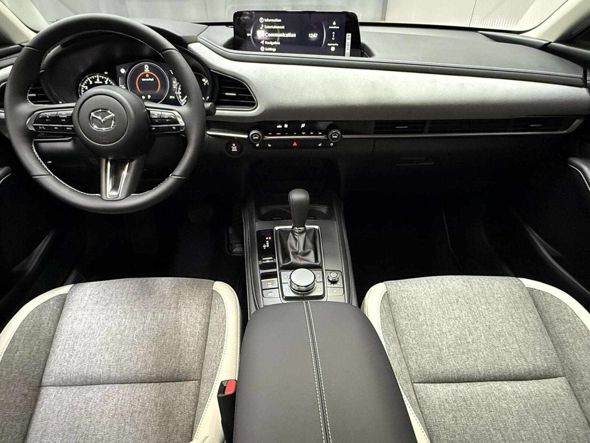 Mazda CX-30 2.0 e-Skyactiv X 186 Makoto Auto (2026) - Foto 5
