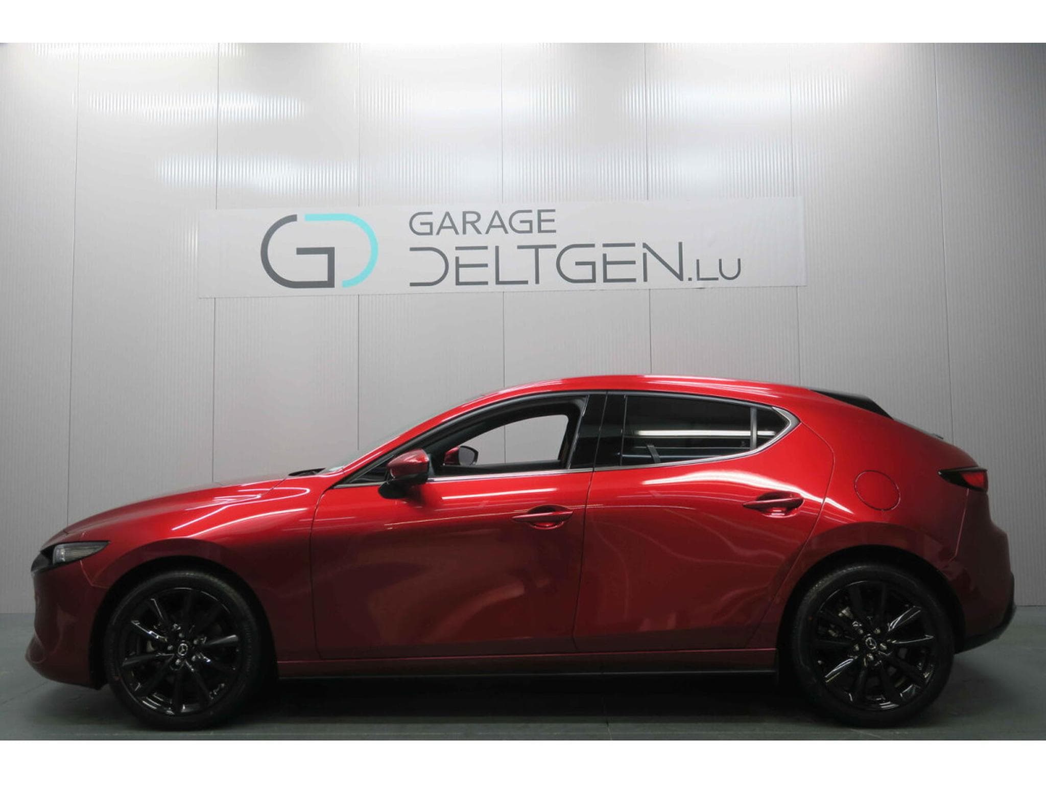 Mazda 3 2.5 e-Skyactiv G 140 Homura Auto (2026) - Foto 1