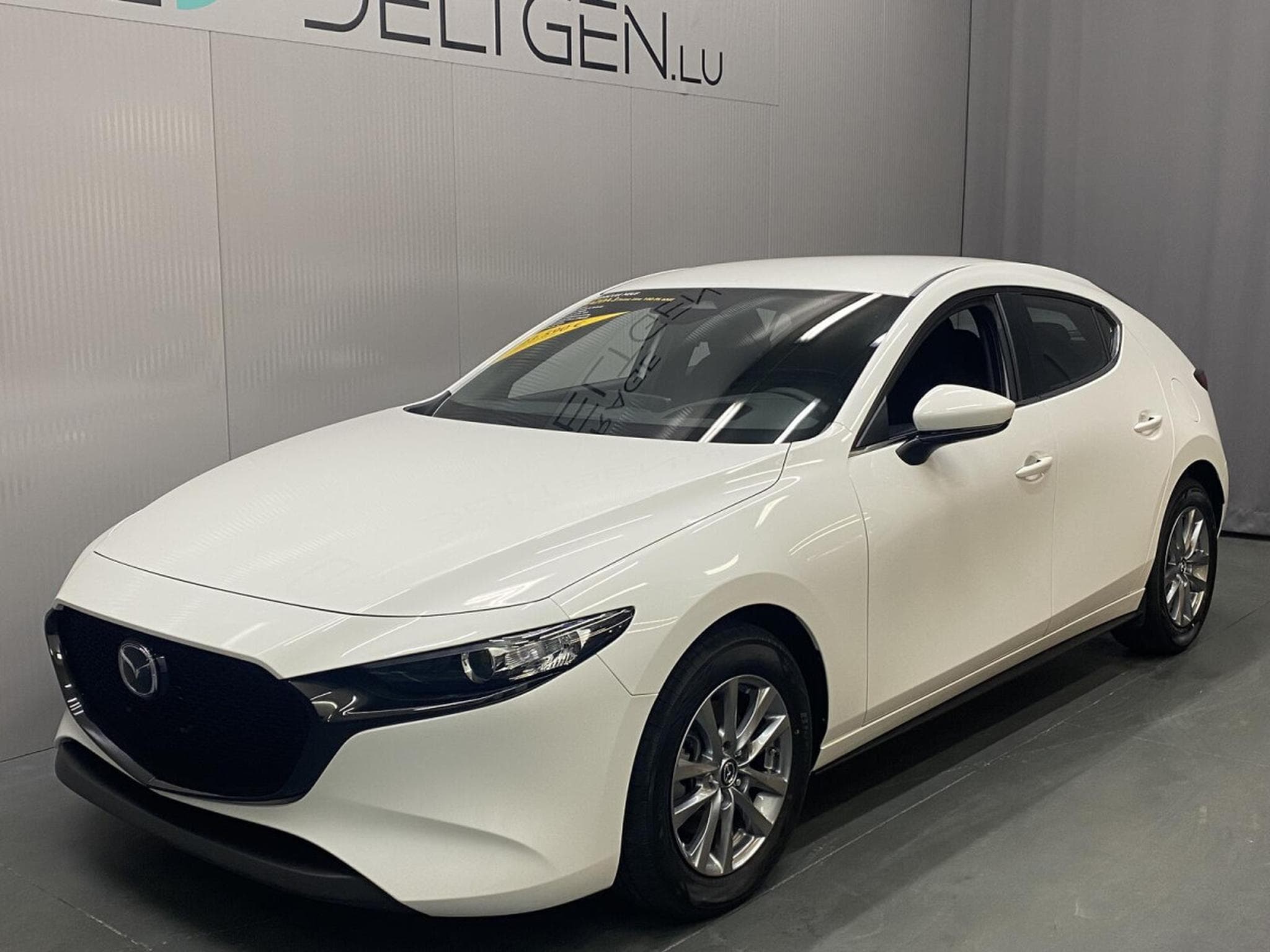 Mazda 3 2.5 e-Skyactiv G 140 Prime-Line (2026) - Foto 2