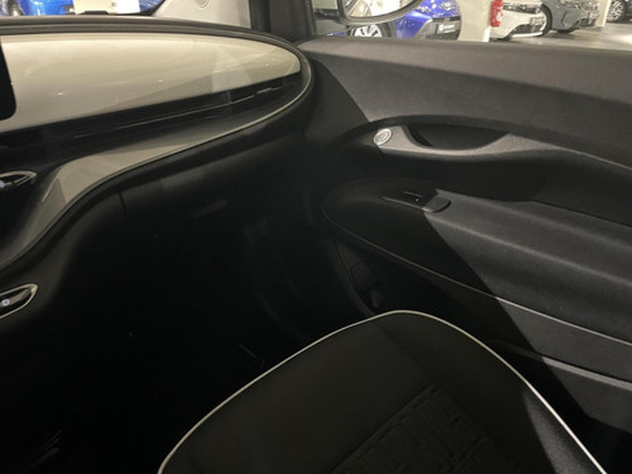 Fiat 500 500e 42 kWh LIMO (2023) - Photo 8