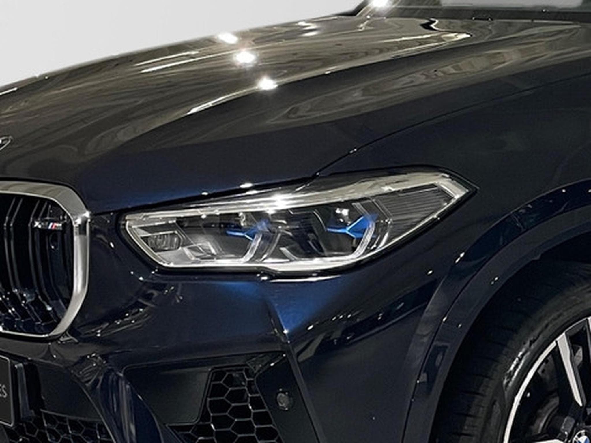 BMW X5M 4.4 441kW Audio "Bowers & Wilkins" (2021) - Photo 25