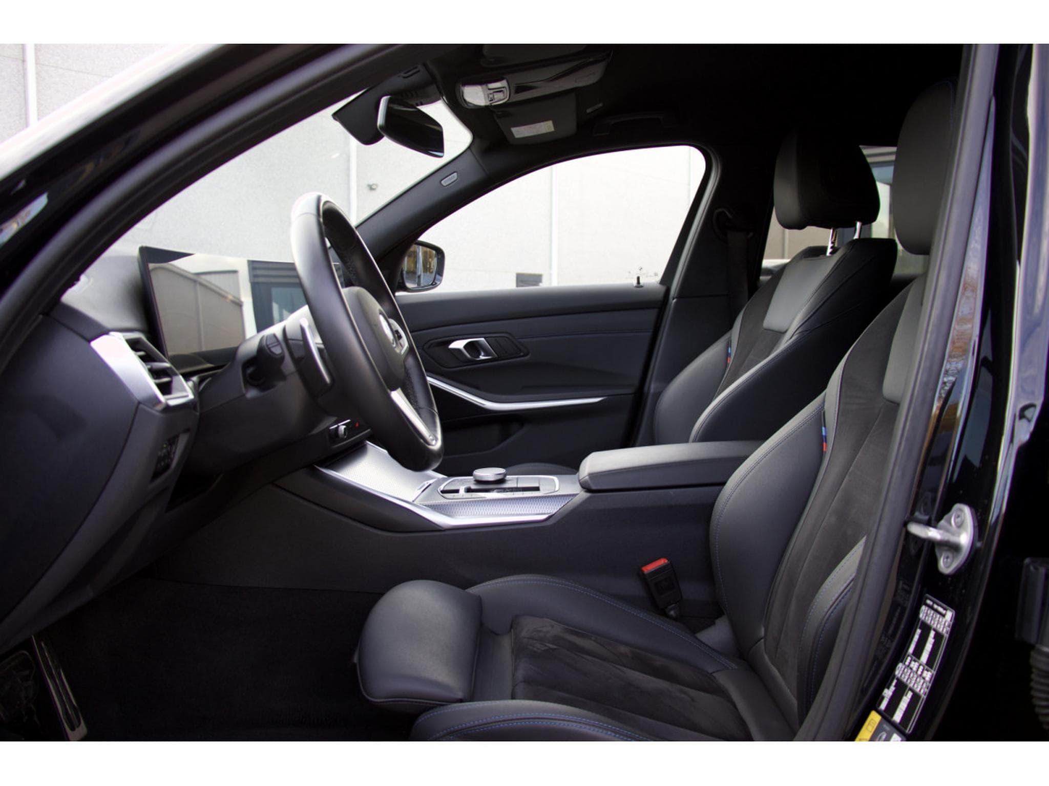 BMW 330 e Touring Aut. pack M Sport ACC (2024) - Photo 6