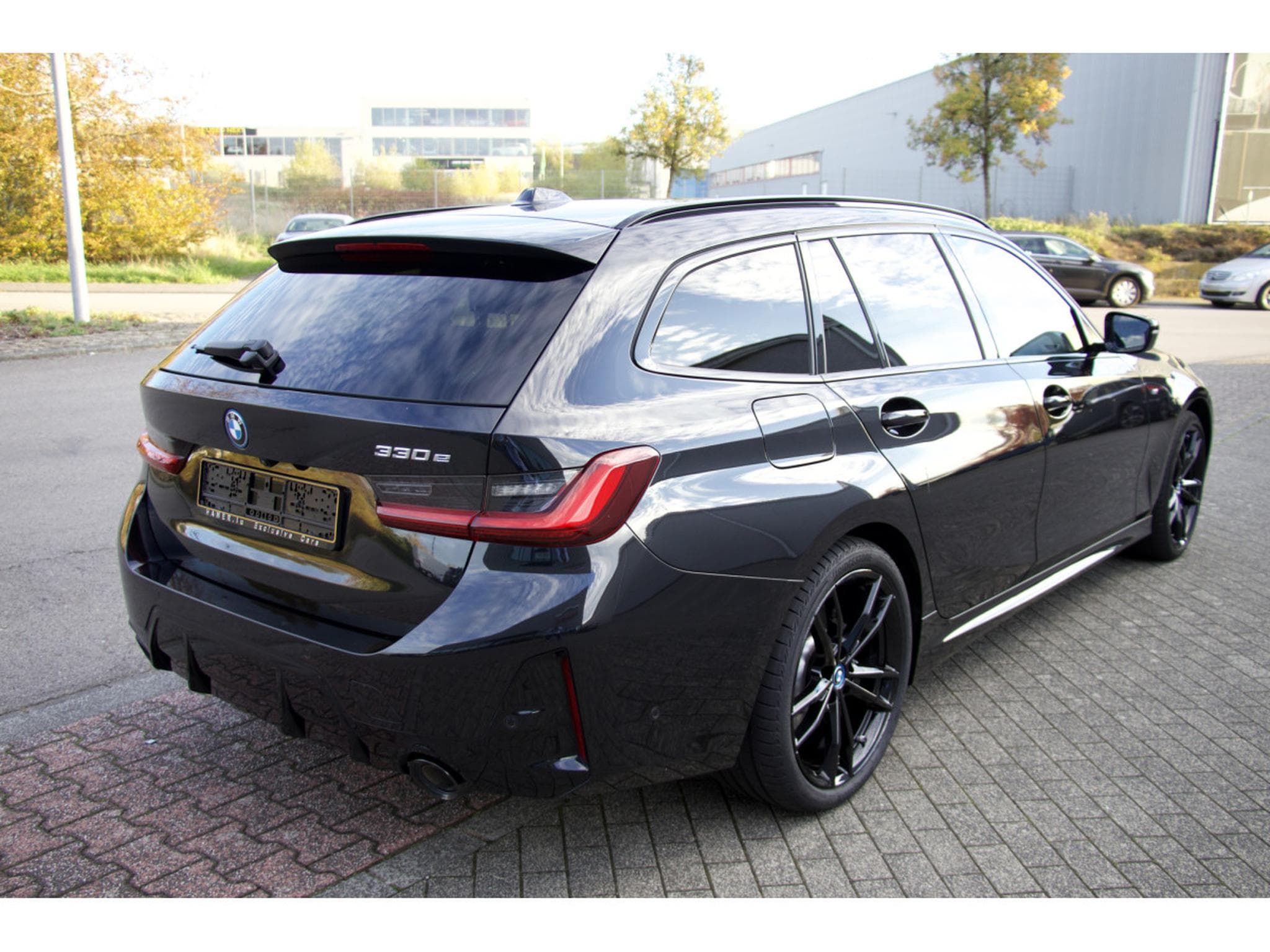 BMW 330 e Touring Aut. pack M Sport ACC (2024) - Photo 5
