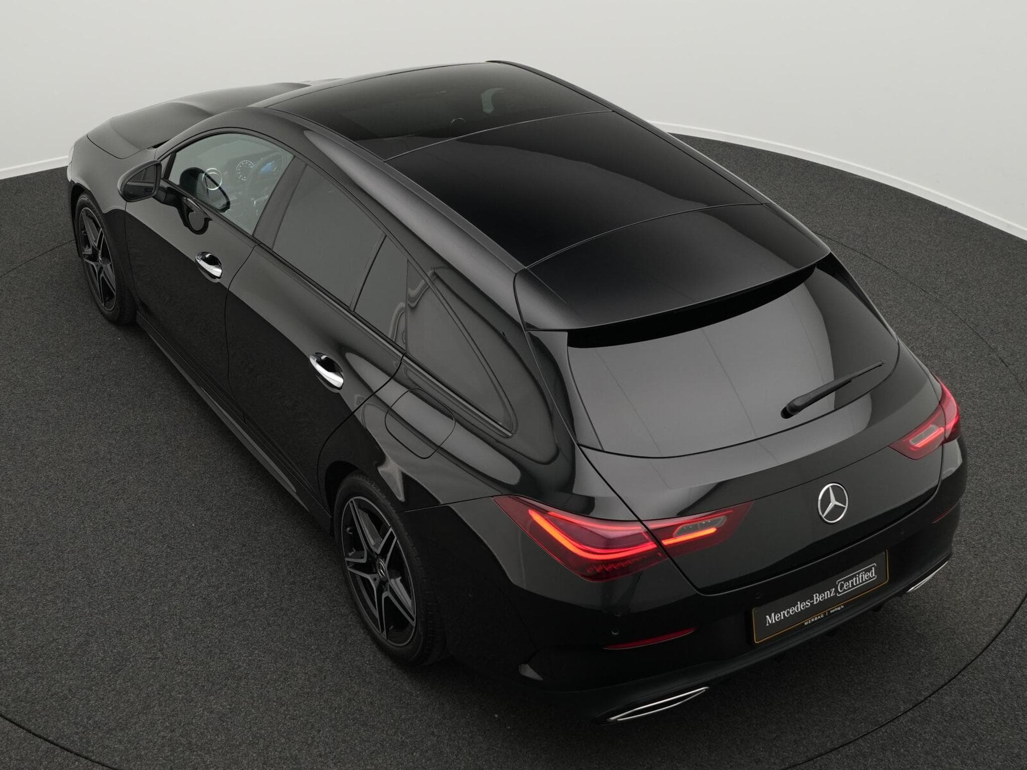 Mercedes CLA 180 AMG-Line Premium Plus (2025) - Photo 13