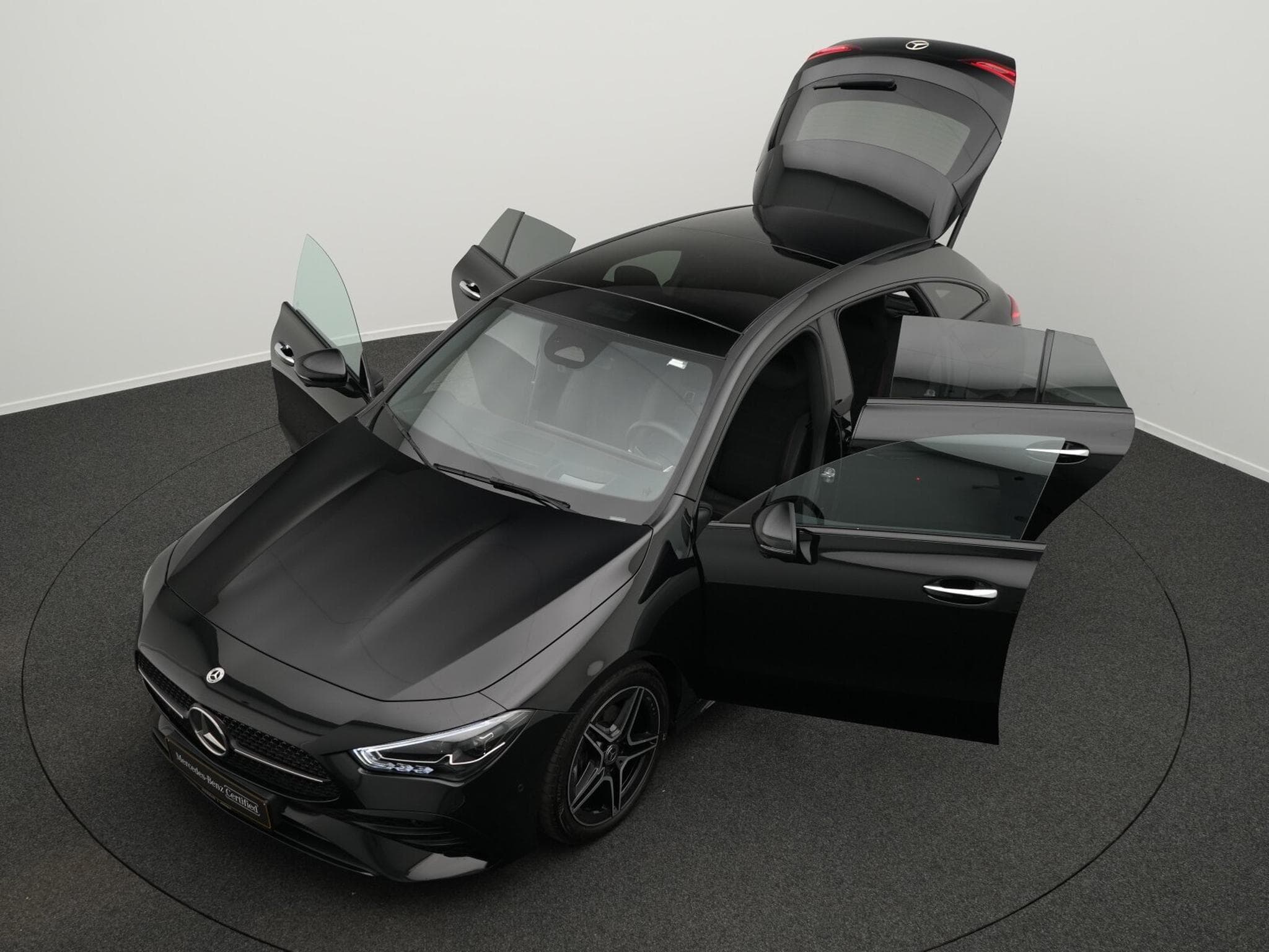 Mercedes CLA 180 AMG-Line Premium Plus (2025) - Photo 14