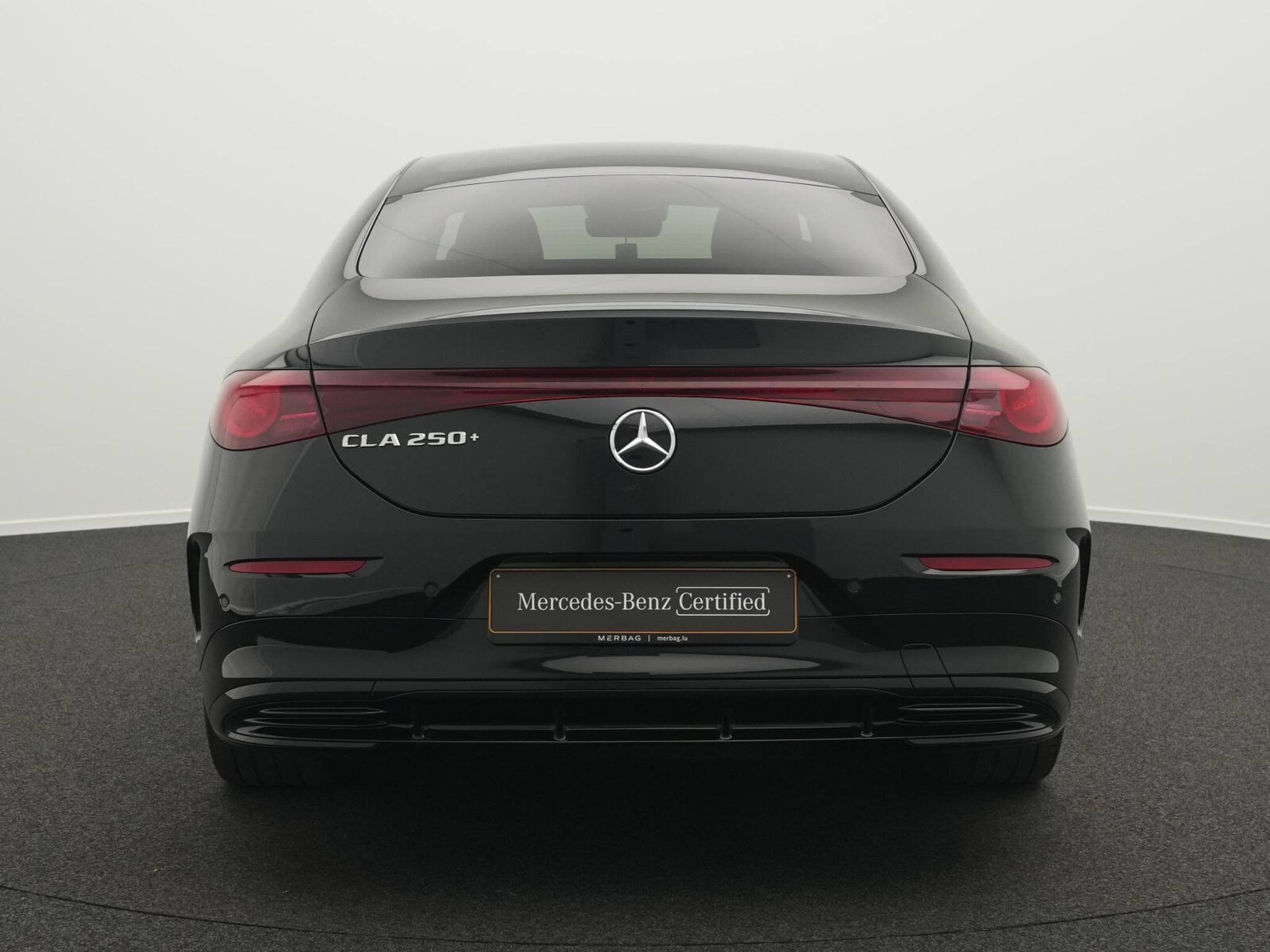 Mercedes CLA 250 + AMG-Line Pano+AHK+Multi+Night (2026) - Photo 4