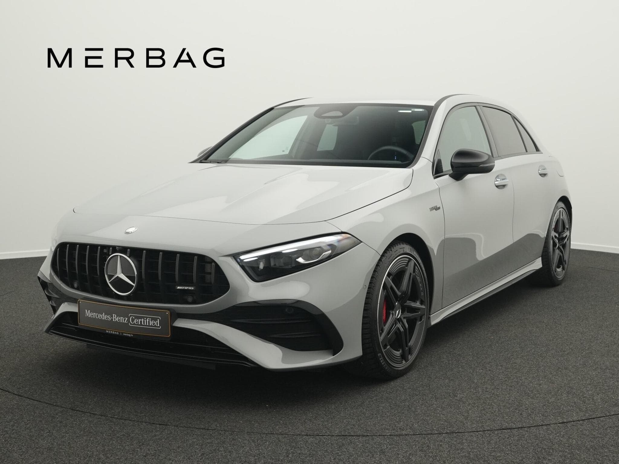 Mercedes A 35 AMG A 35 4M AMG Multi+Kamera+Night+MBUX (2025) - Photo 1