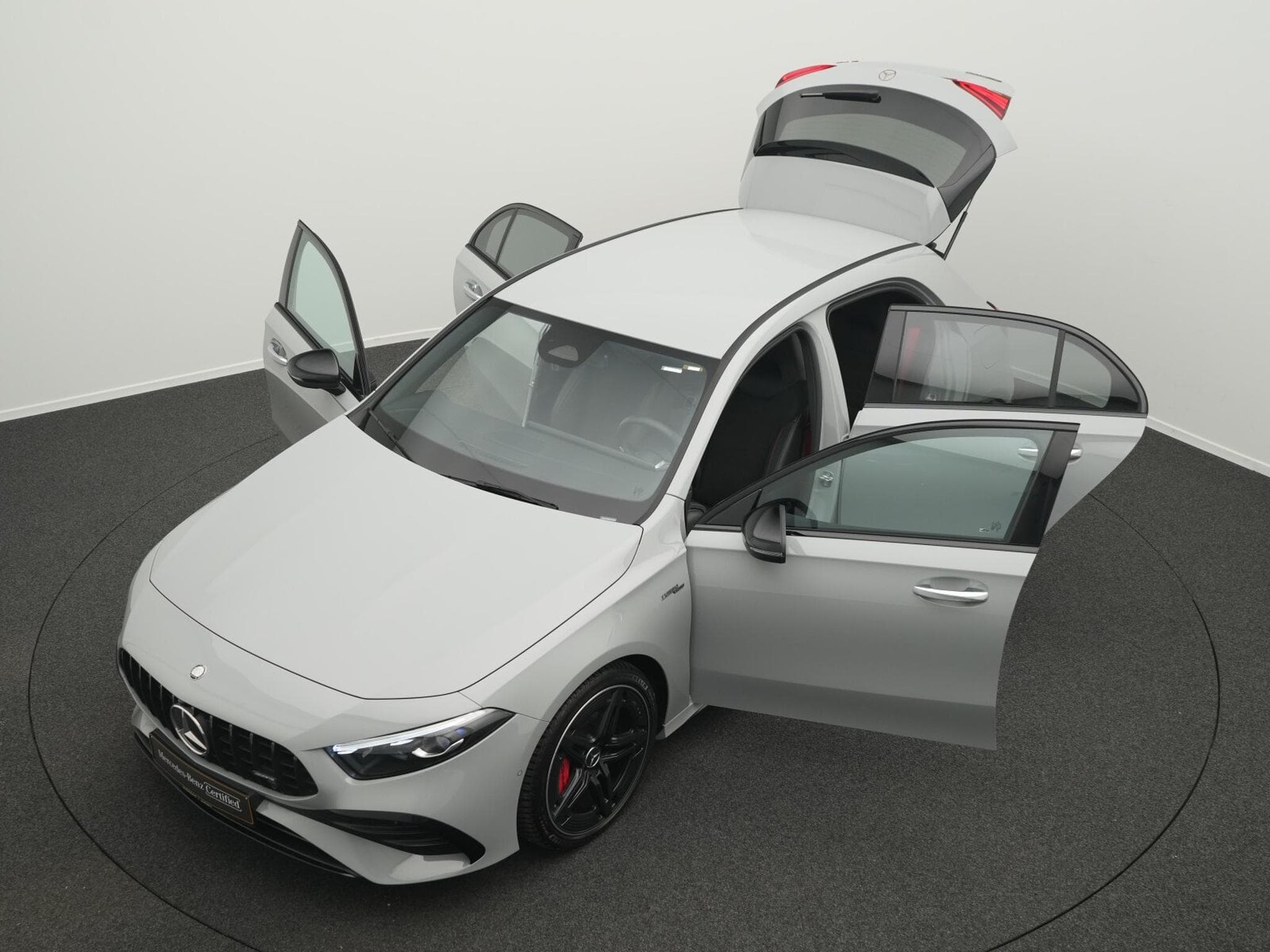 Mercedes A 35 AMG A 35 4M AMG Multi+Kamera+Night+MBUX (2025) - Photo 14