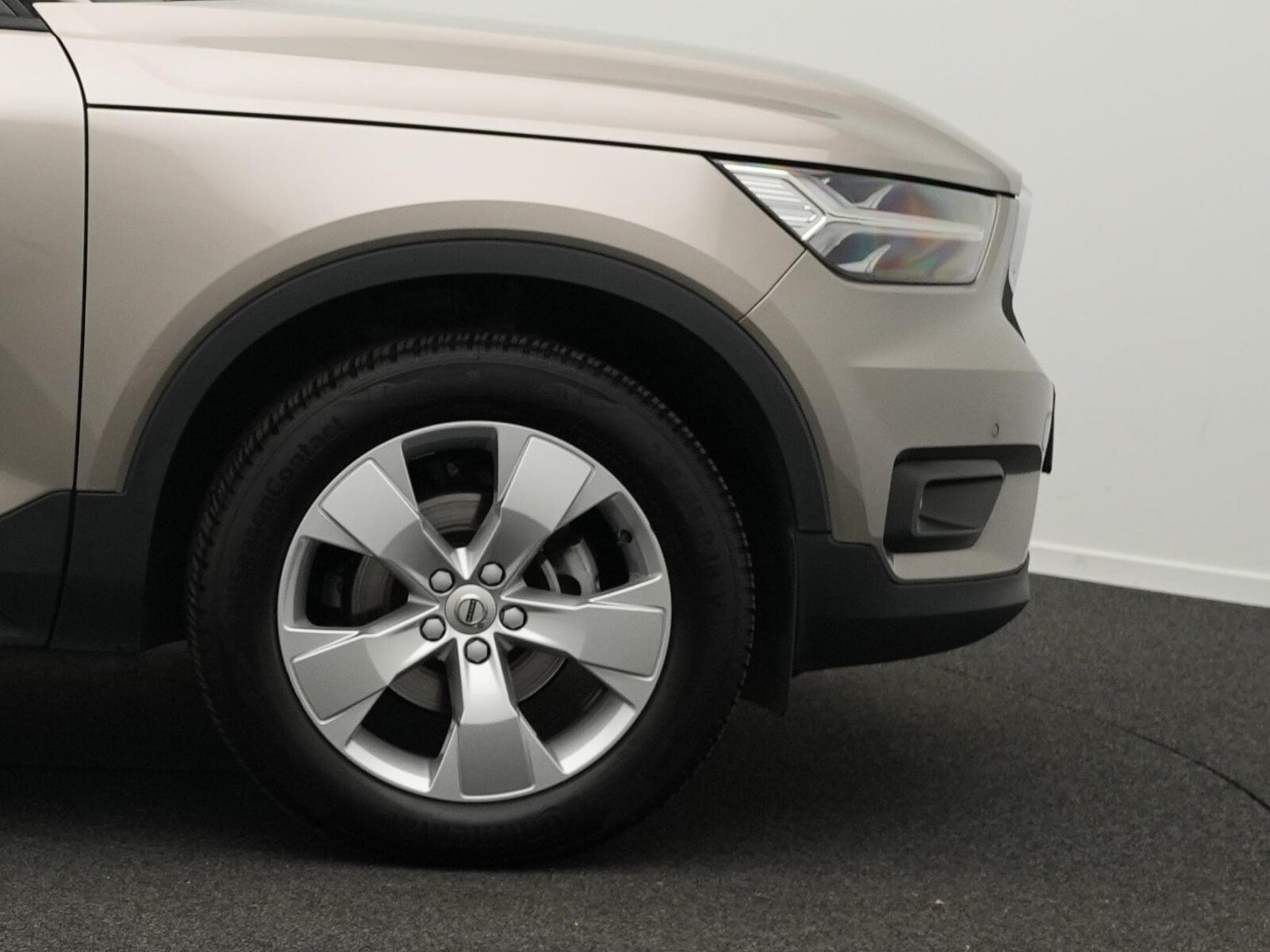 Volvo XC40 XC 40 T3 2WD Momentum Pro (2020) - Photo 8
