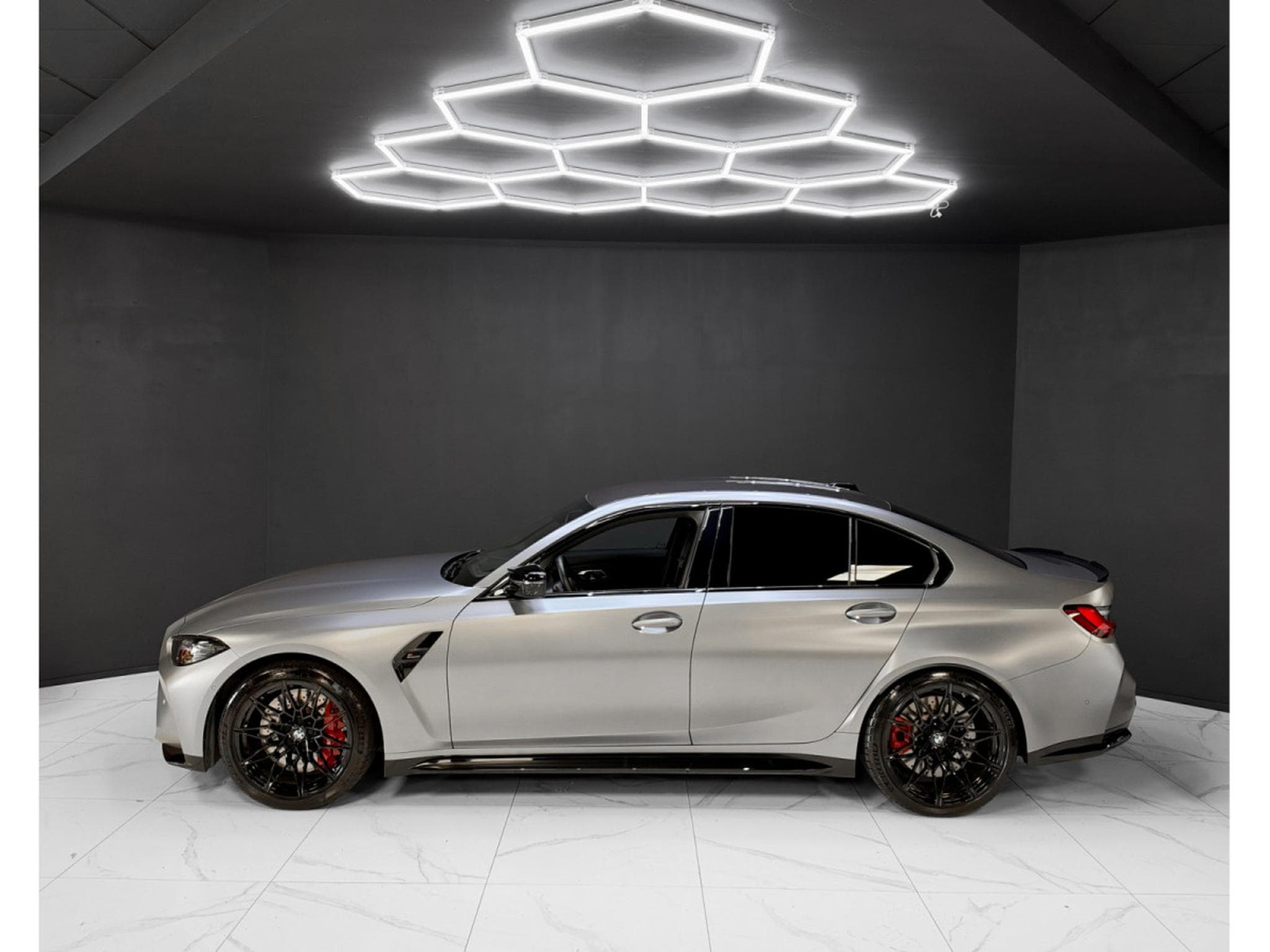 BMW M3 Competition xDrive Carbon seats (2024) - Photo 2