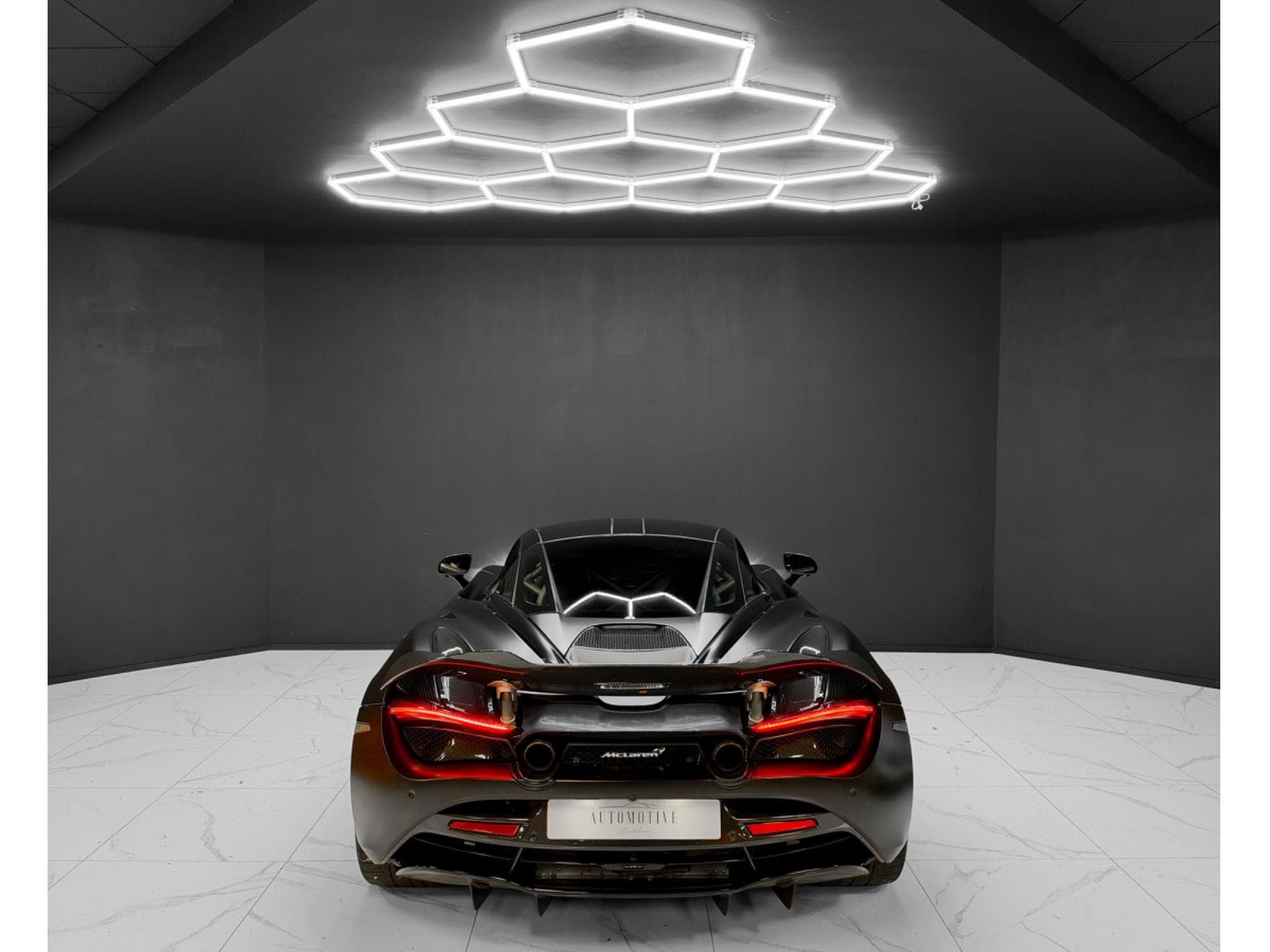 McLaren 720S TRACK PACK / PERF. / CARBON 1,2,3 / CarPlay (2022) - Photo 4