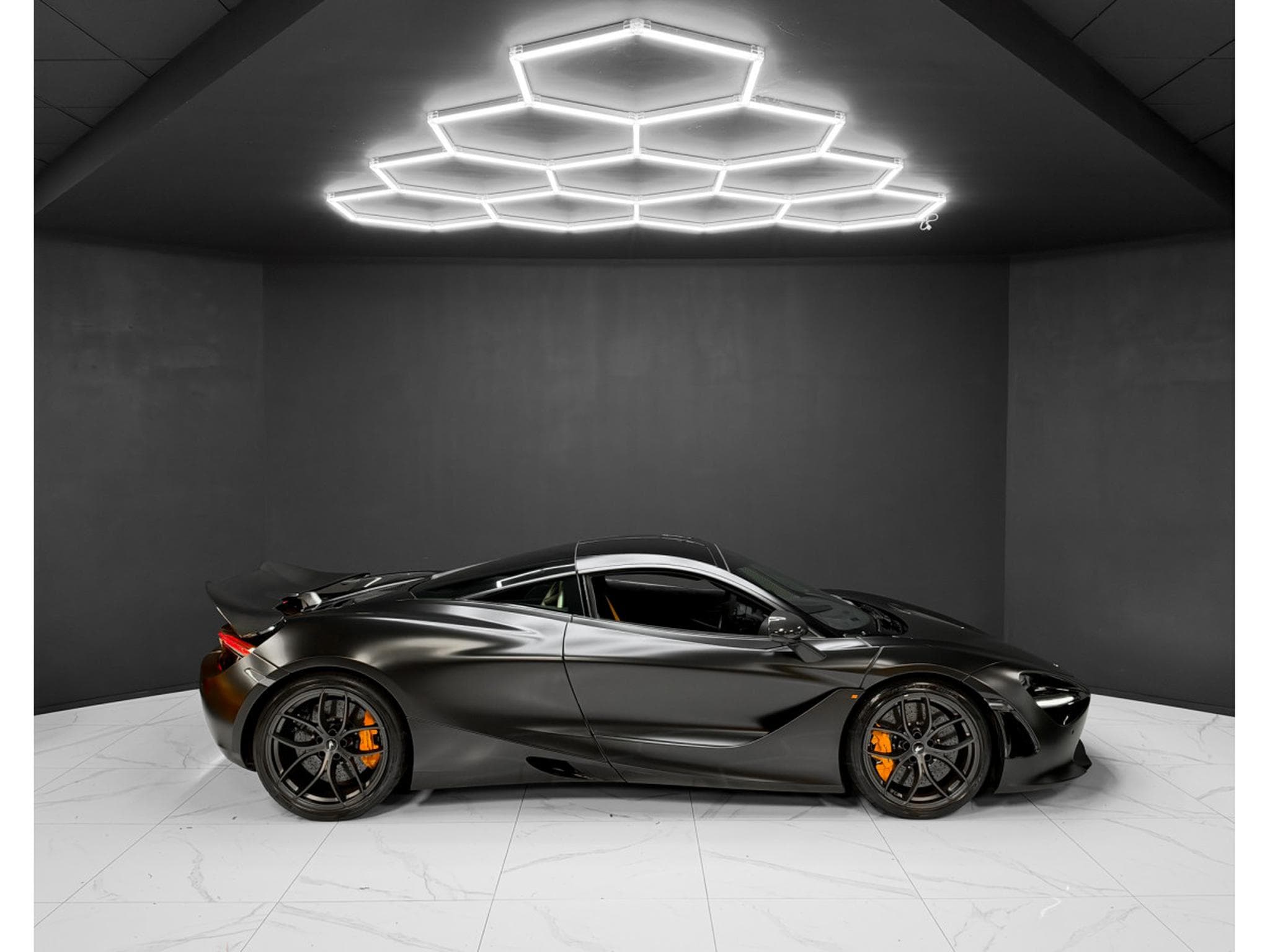 McLaren 720S TRACK PACK / PERF. / CARBON 1,2,3 / CarPlay (2022) - Photo 6