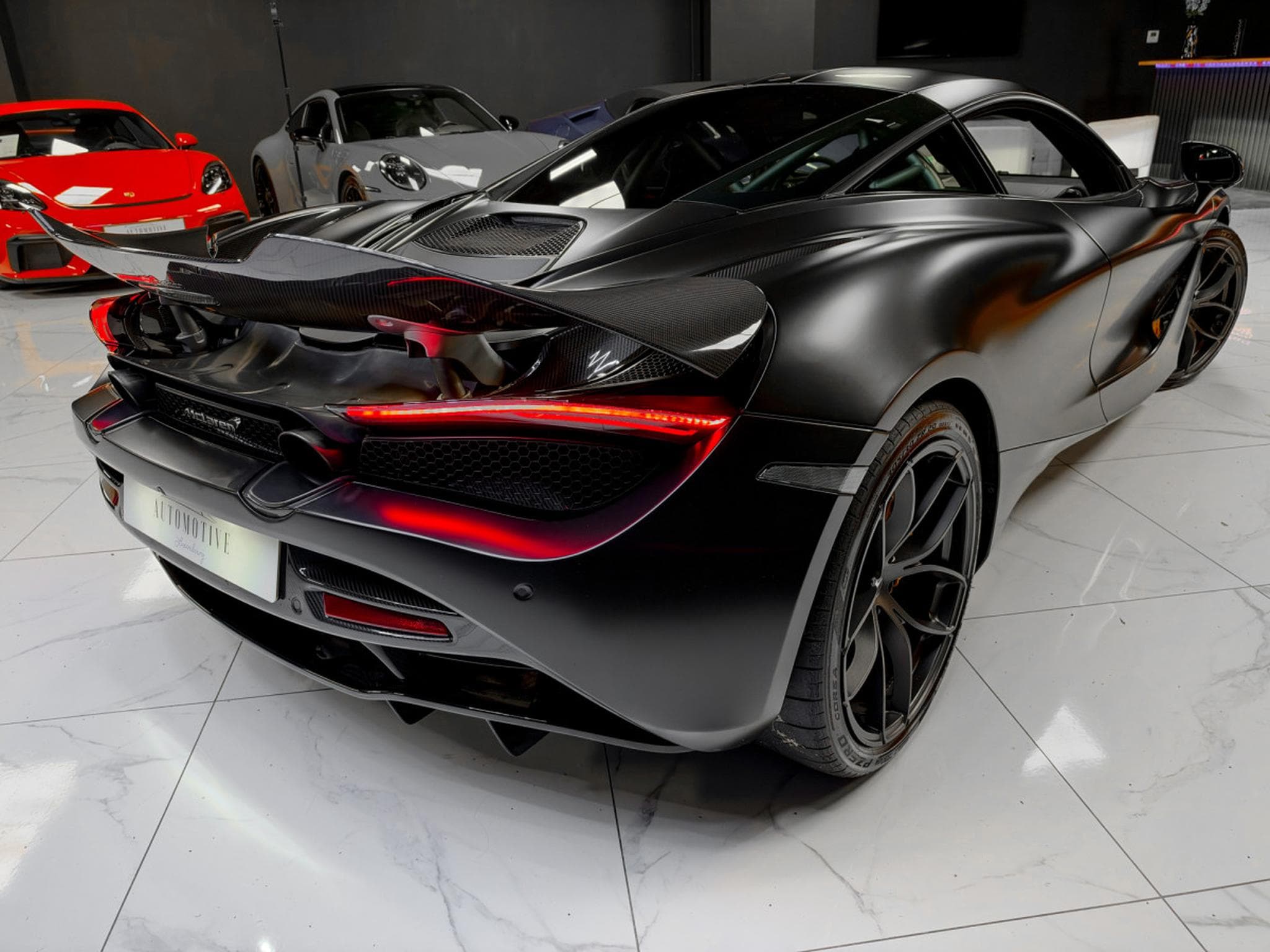 McLaren 720S TRACK PACK / PERF. / CARBON 1,2,3 / CarPlay (2022) - Photo 21