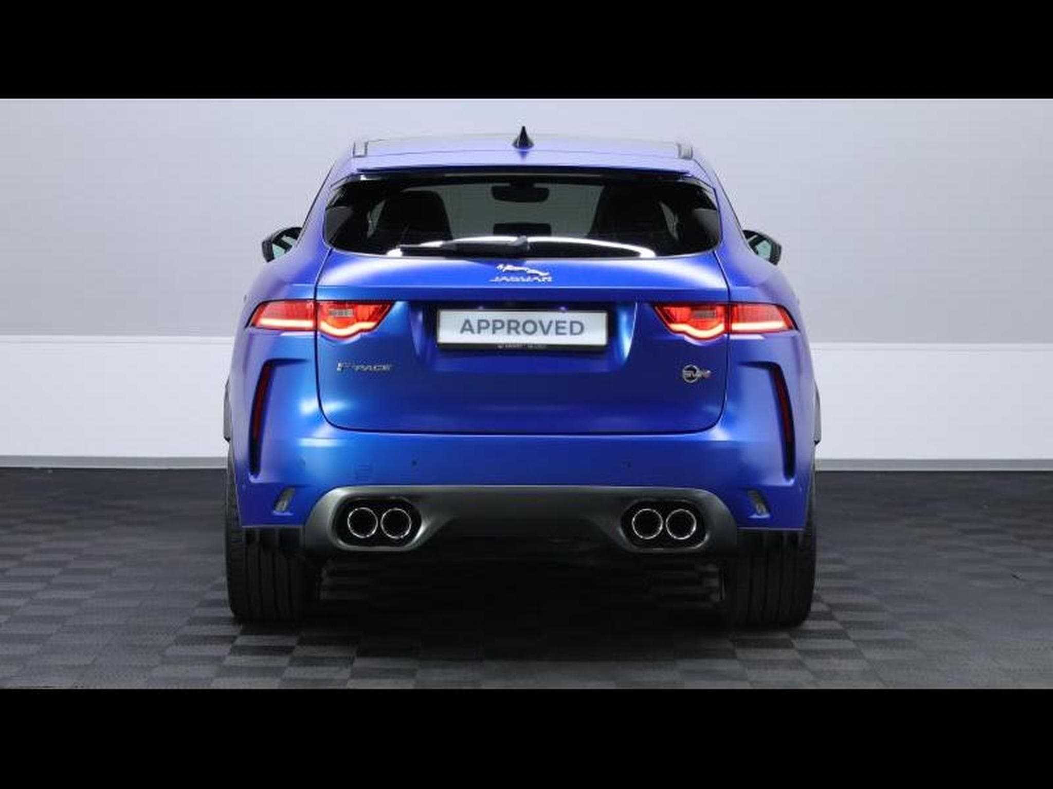 Jaguar F-Pace 5.0 V8 550ch SV paint (2020) - Foto 6