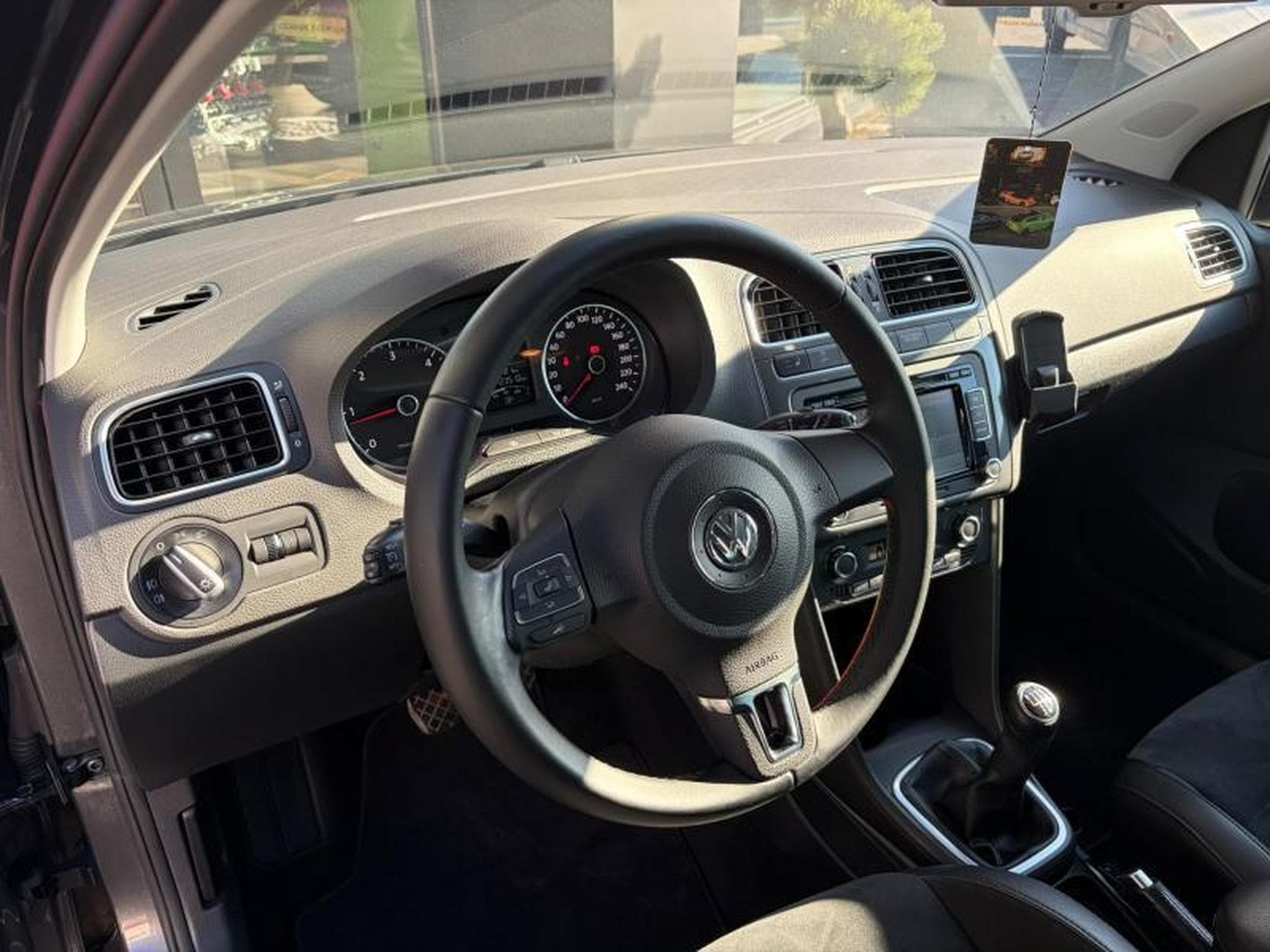 VW Polo 1.6 105ch/PDC/Clim Auto (2013) - Photo 6