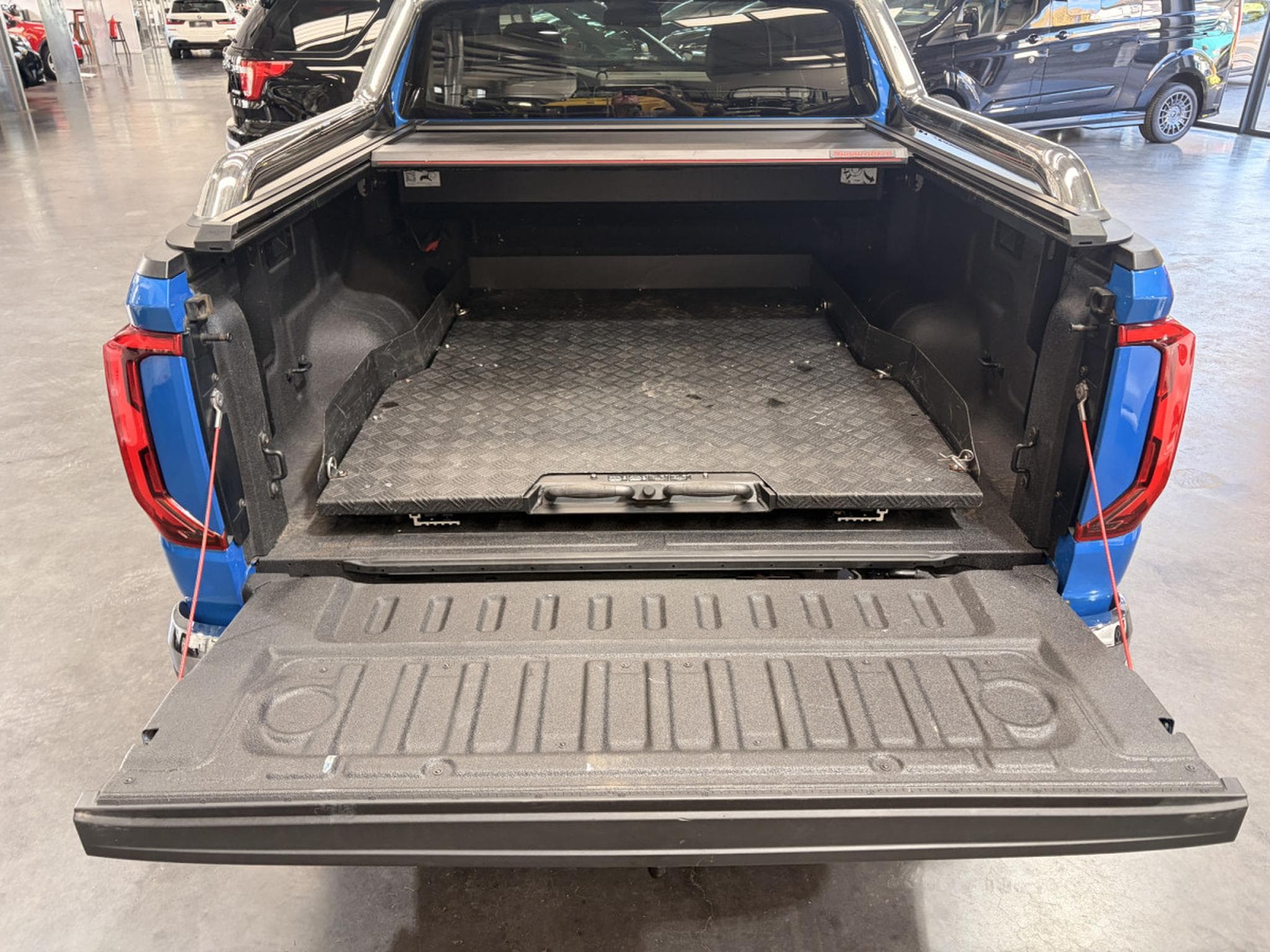 VW Amarok 3.0 TDi V6 240HP (2023) - Photo 5