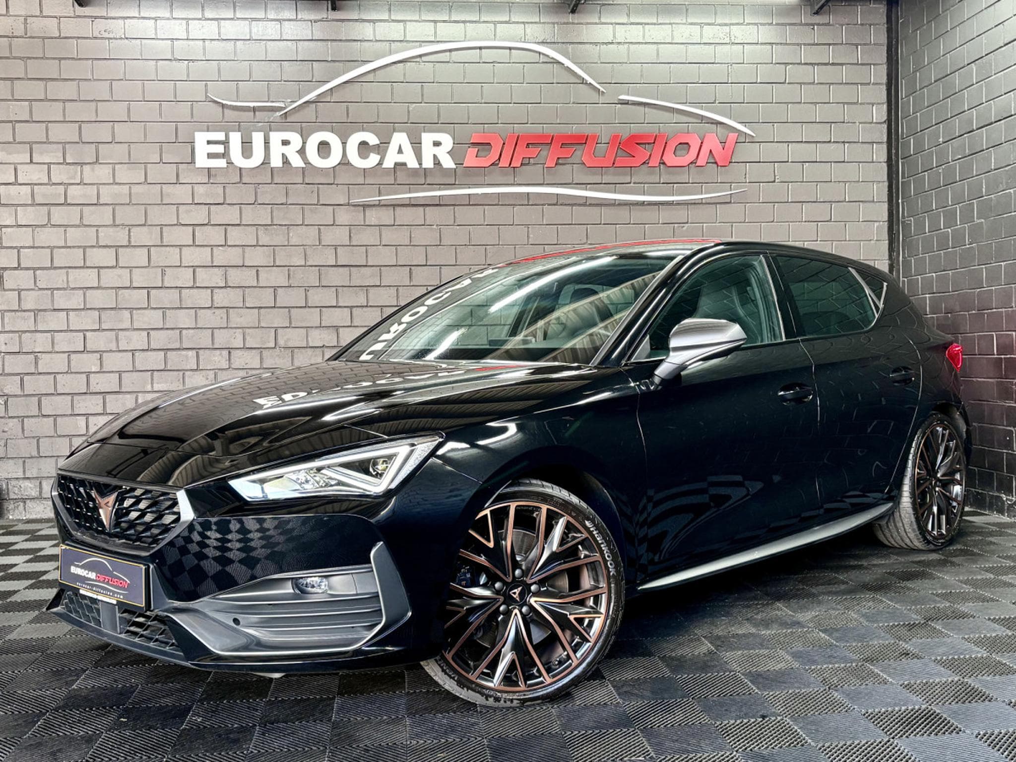 Cupra Leon VZ 2.0 TSI 300CV *DCC *SIEGES CHAUFF* (2024) - Photo 1