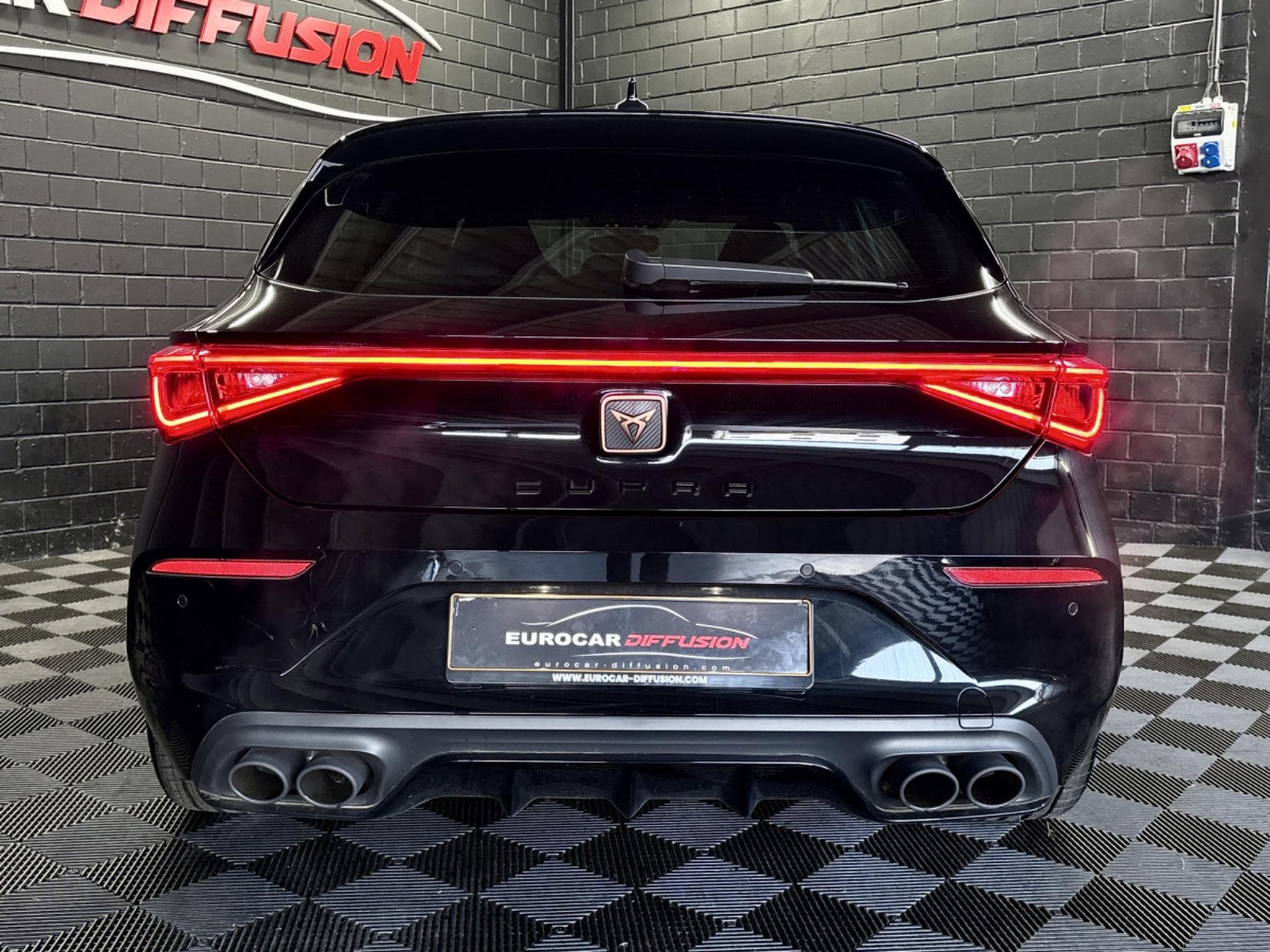 Cupra Leon VZ 2.0 TSI 300CV *DCC *SIEGES CHAUFF* (2024) - Photo 5