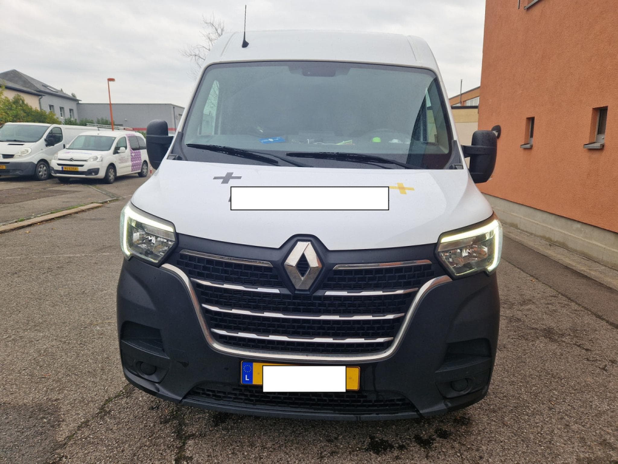 Renault Master 2.3 DCI 150 CV L1H2 (Garantie 12 Mois) 23990€ TTC (2023) - Photo 2