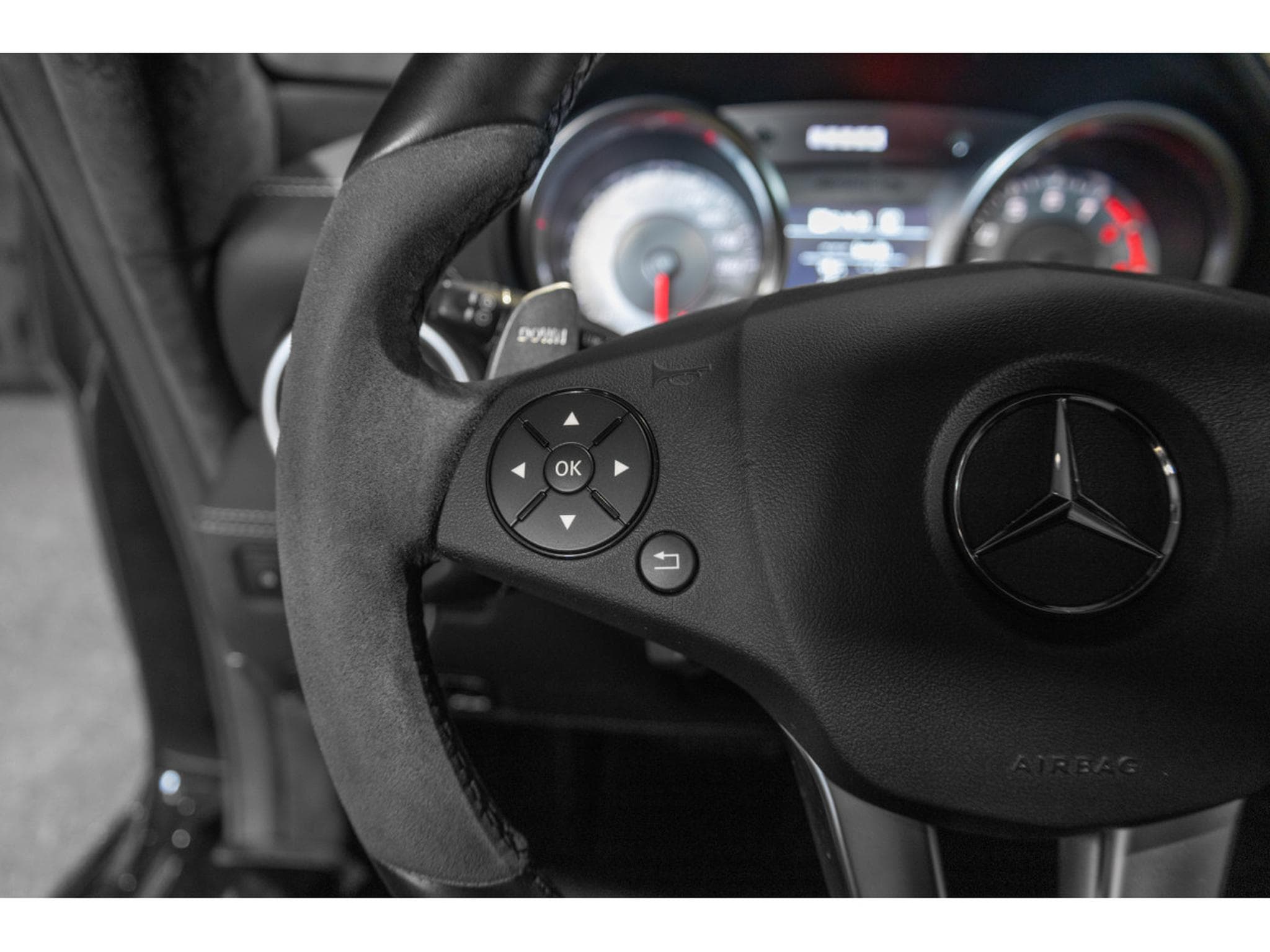 Mercedes SLS AMG AMG Coupé 6.3 V8 (2013) - Photo 29