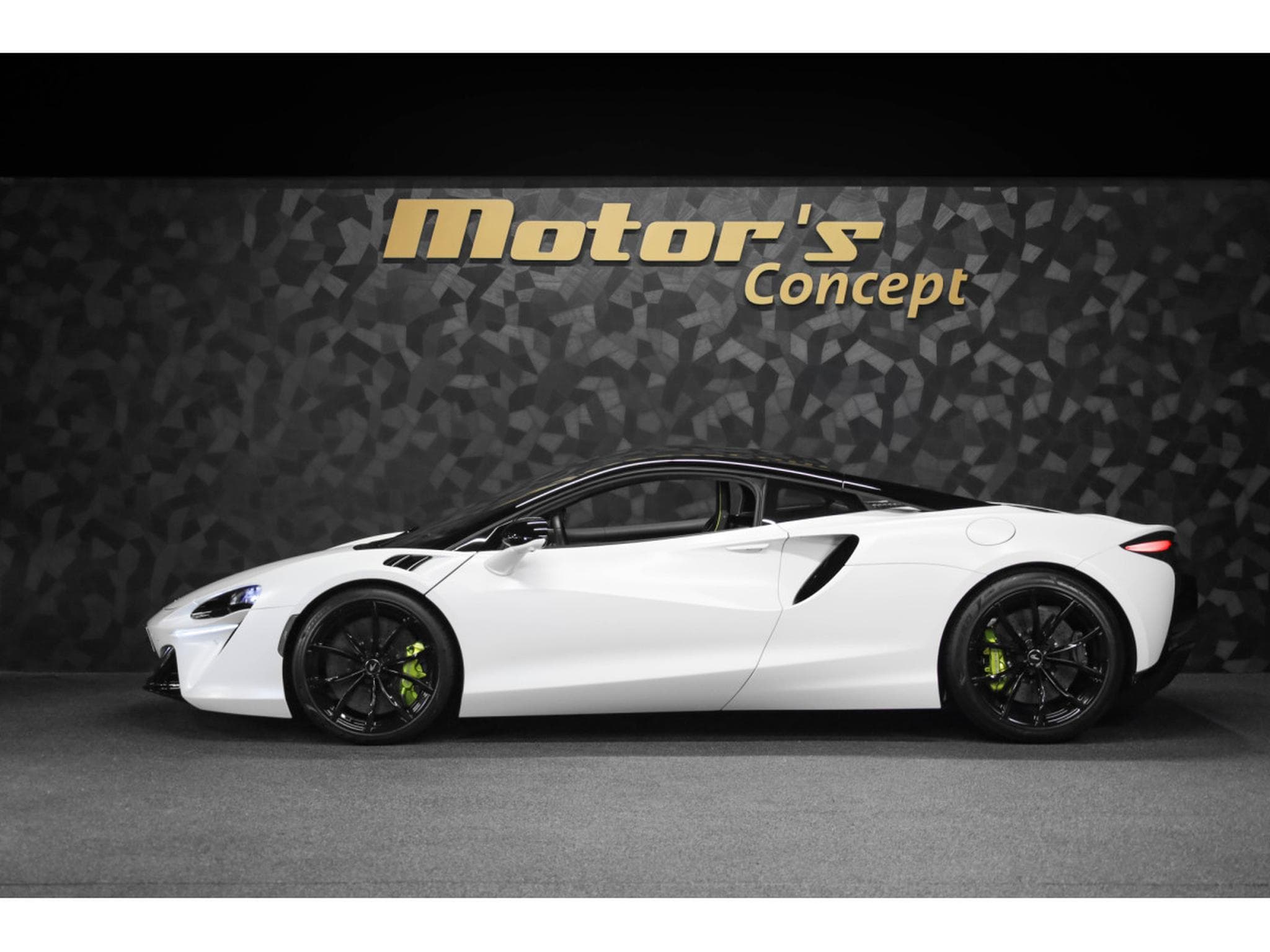 McLaren Artura Coupé V6 Hybrid (2023) - Photo 2
