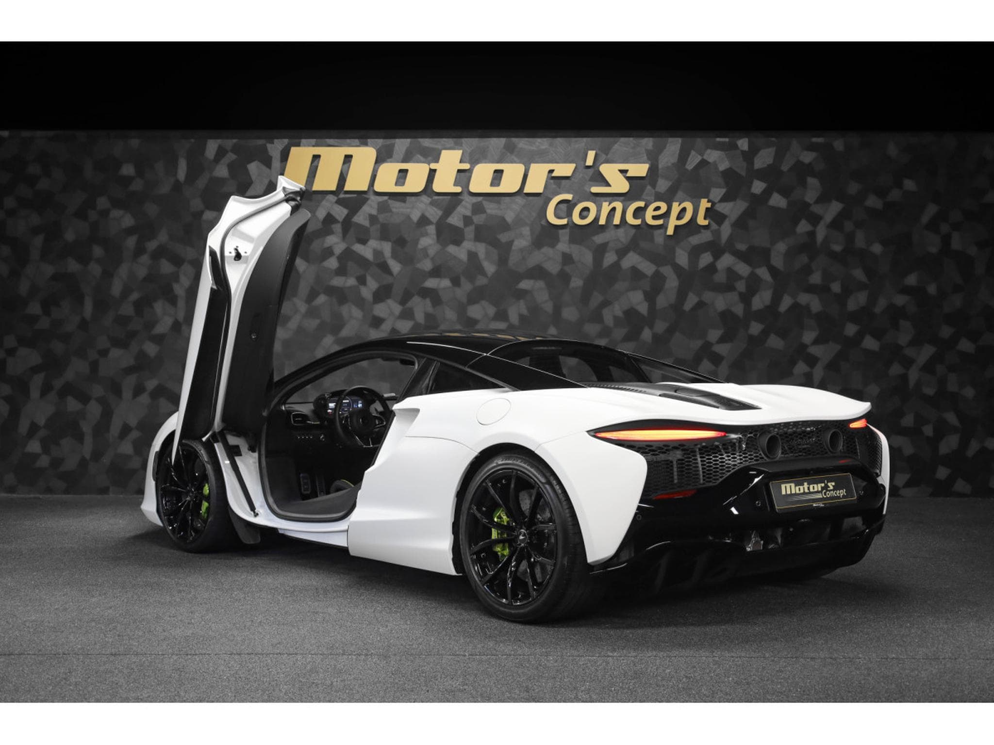 McLaren Artura Coupé V6 Hybrid (2023) - Photo 7