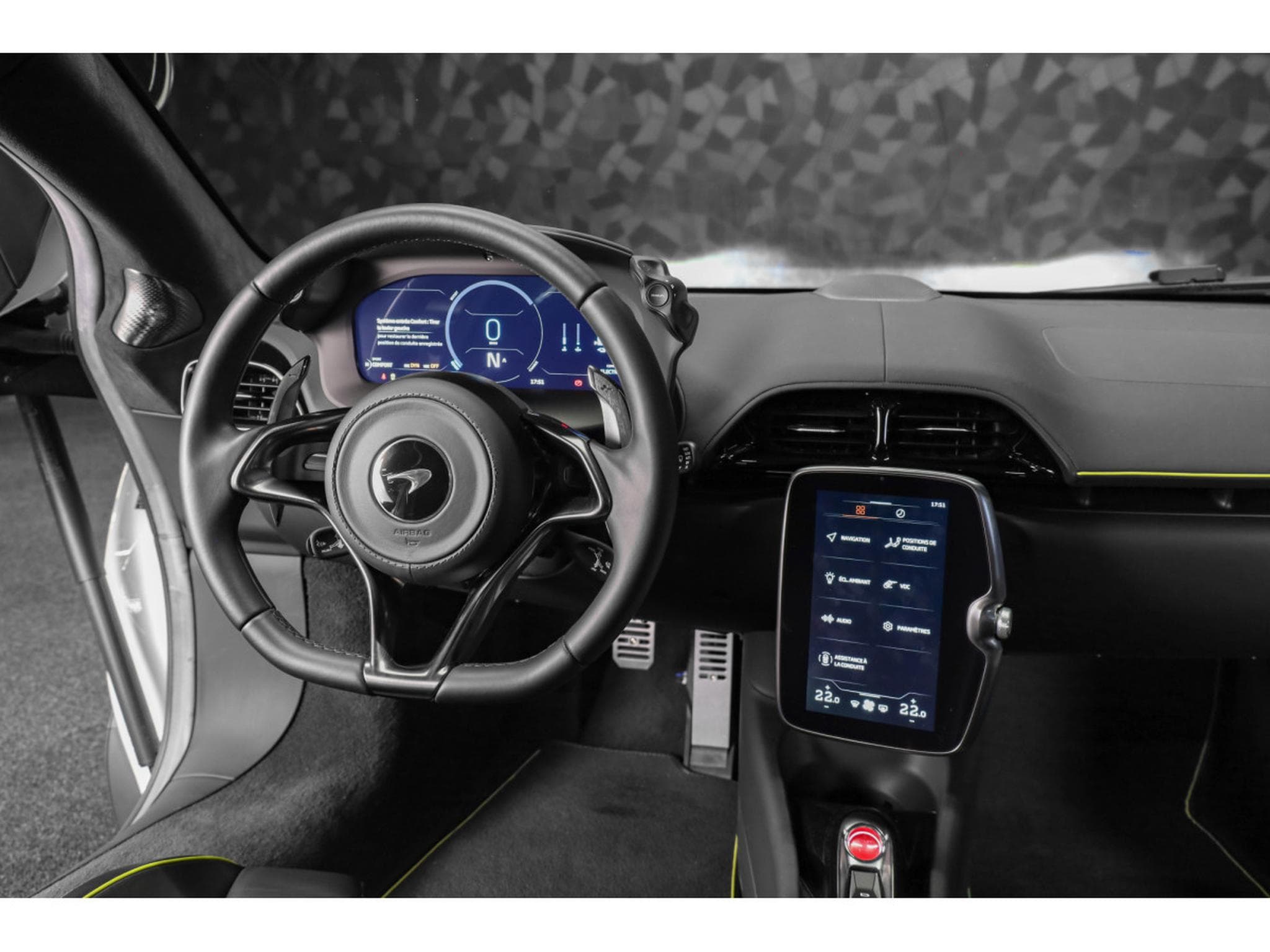 McLaren Artura Coupé V6 Hybrid (2023) - Photo 12