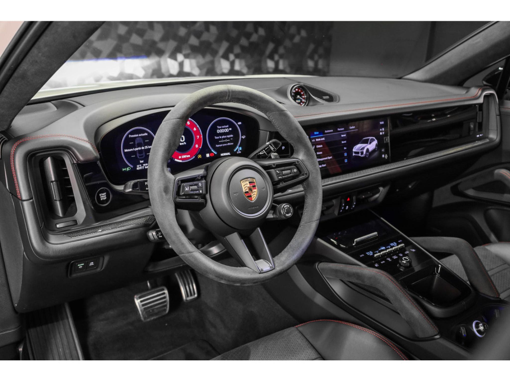 Porsche Cayenne GTS Coupé 4.0 V8 (2025) - Photo 8