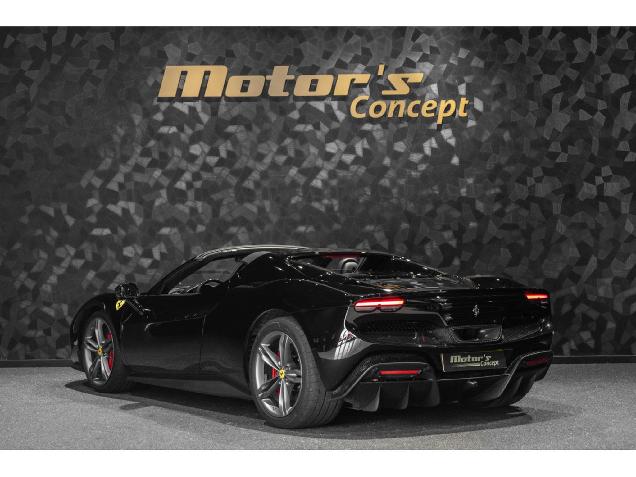 Ferrari 296 GTS NERO DS 1250 V6 BI-TURBO (2025) - Photo 7
